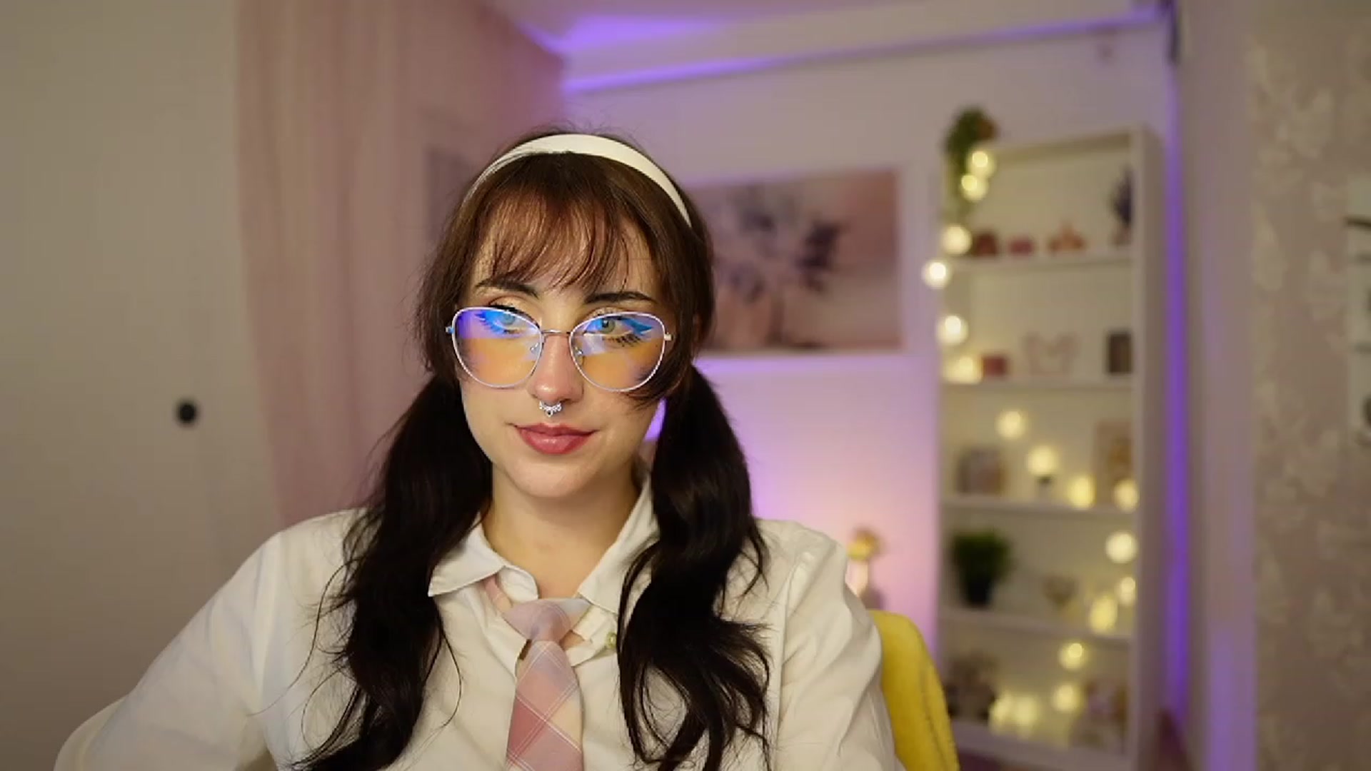 Gallery image thumbnail from Cherry_Acid18's myfreecams stream on, 10/03/2023, 21:08 image 8 of 20