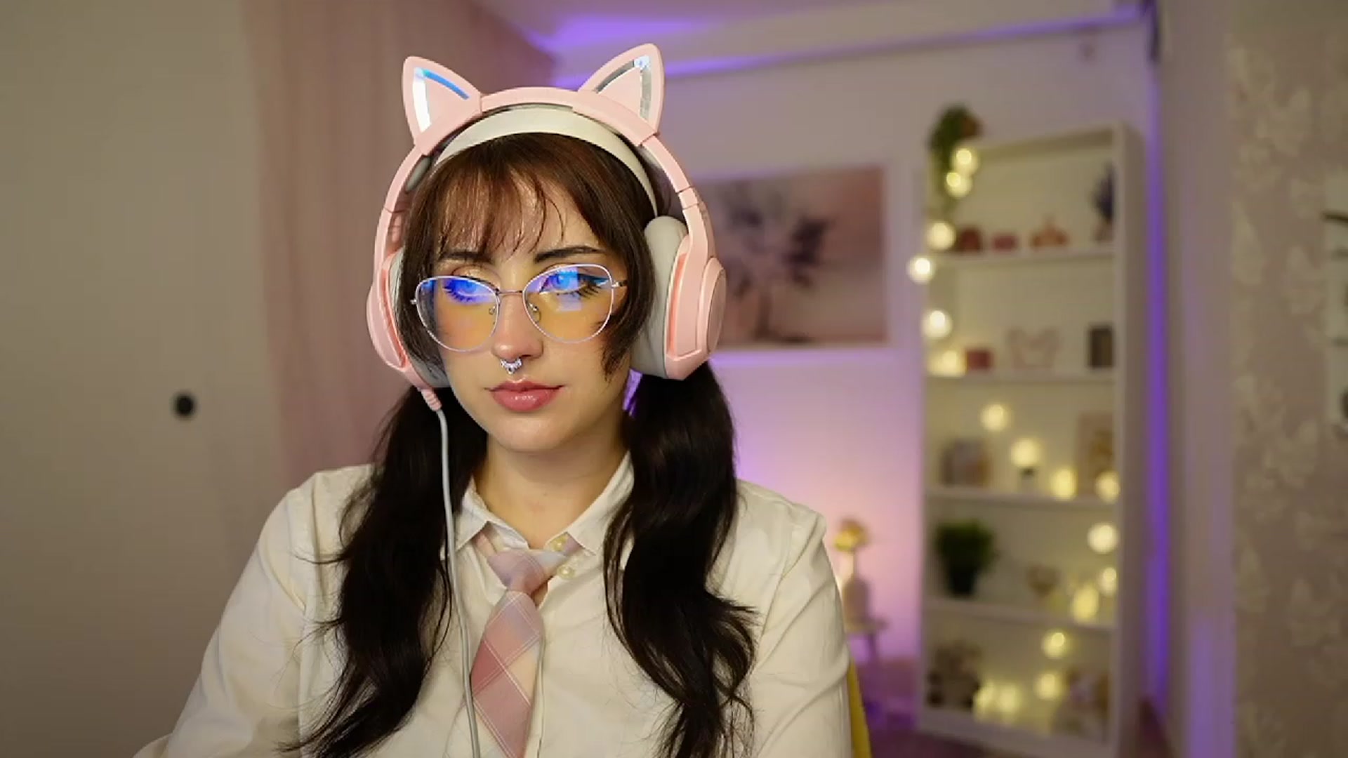 Gallery image thumbnail from Cherry_Acid18's myfreecams stream on, 10/03/2023, 21:08 image 2 of 20
