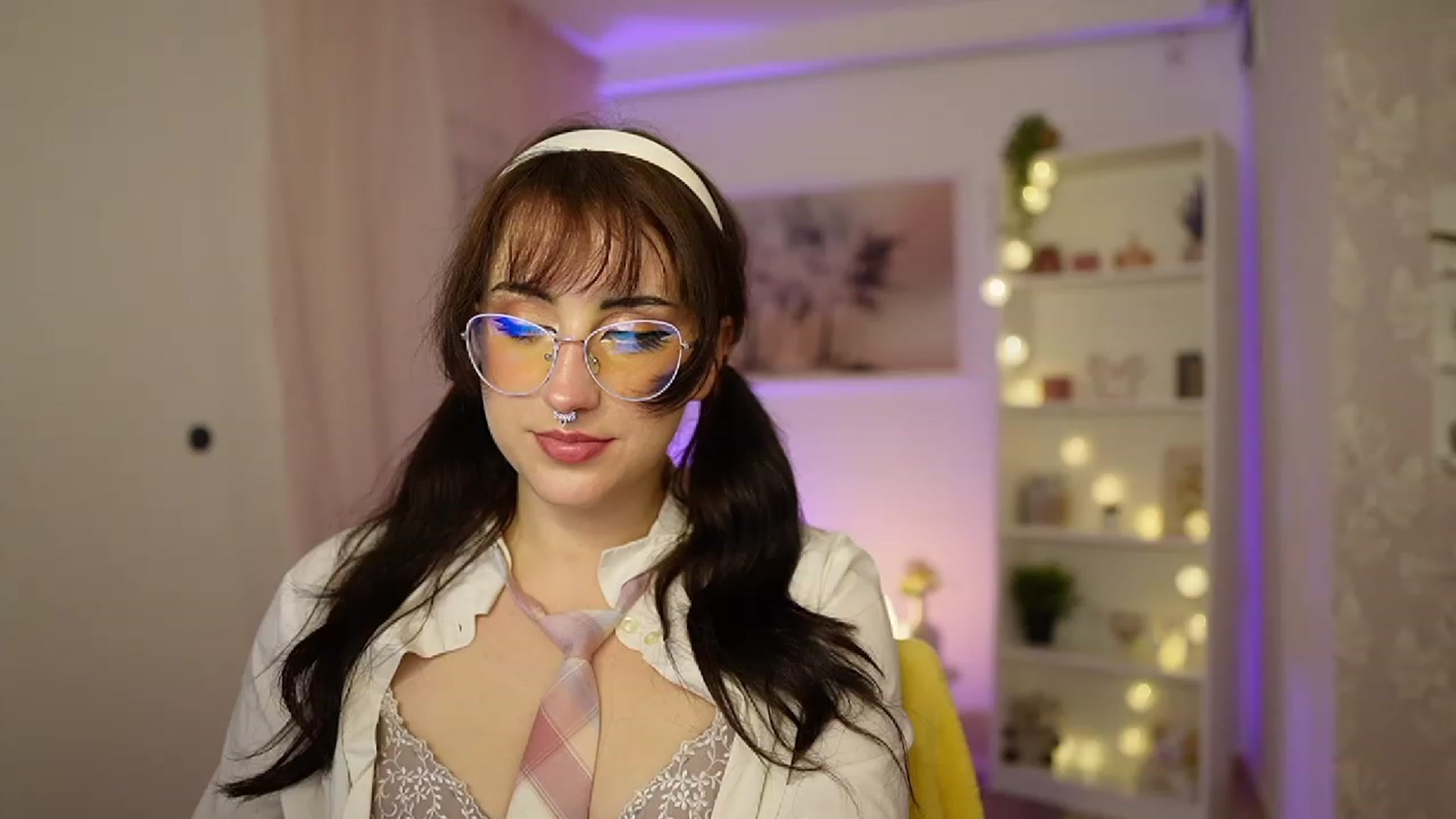 Gallery image thumbnail from Cherry_Acid18's myfreecams stream on, 10/03/2023, 21:08 image 9 of 20