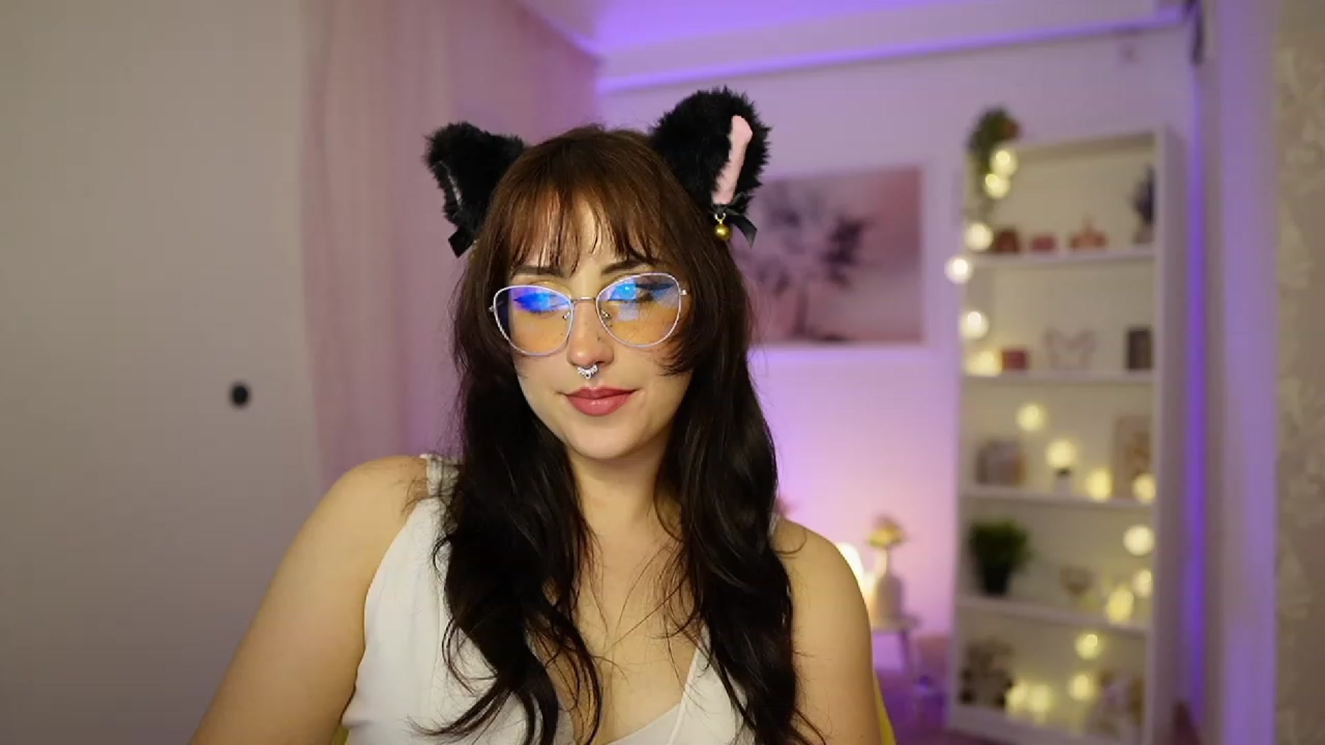 Gallery image thumbnail from Cherry_Acid18's myfreecams stream on, 10/04/2023, 20:08 image 13 of 20