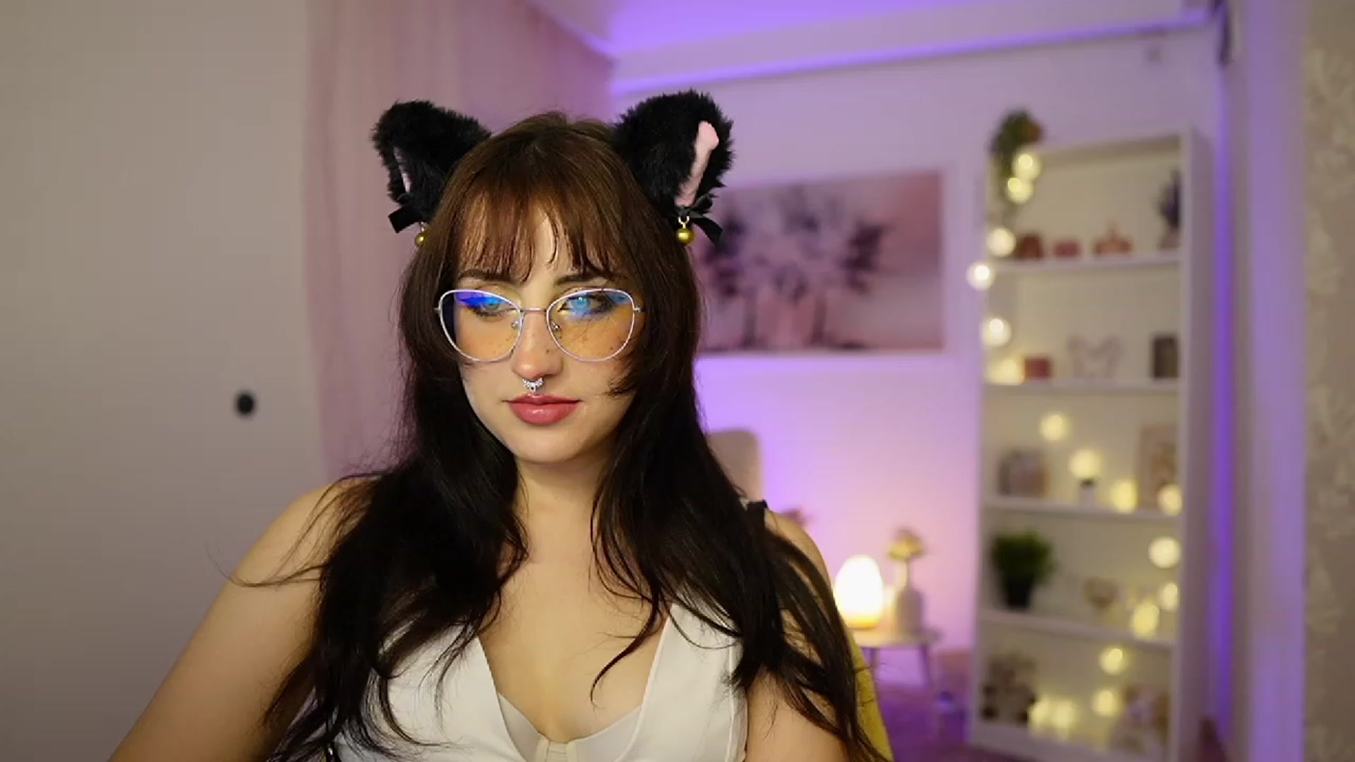Gallery image thumbnail from Cherry_Acid18's myfreecams stream on, 10/04/2023, 20:08 image 6 of 20