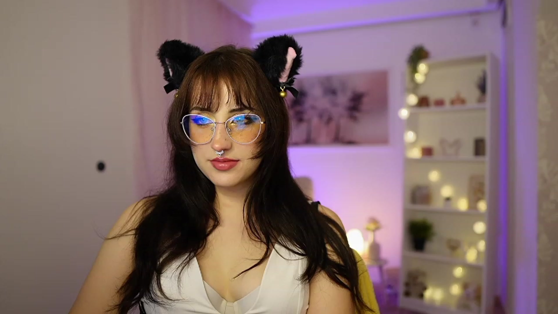 Gallery image thumbnail from Cherry_Acid18's myfreecams stream on, 10/04/2023, 20:08 image 5 of 20