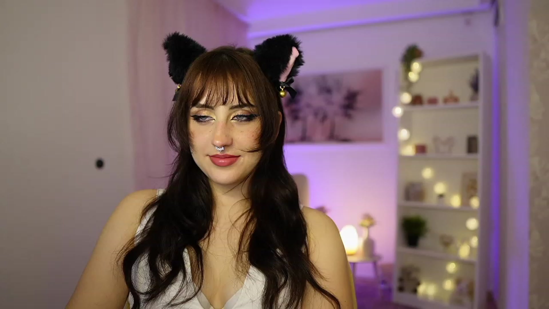 Gallery image thumbnail from Cherry_Acid18's myfreecams stream on, 10/04/2023, 22:37 image 17 of 20