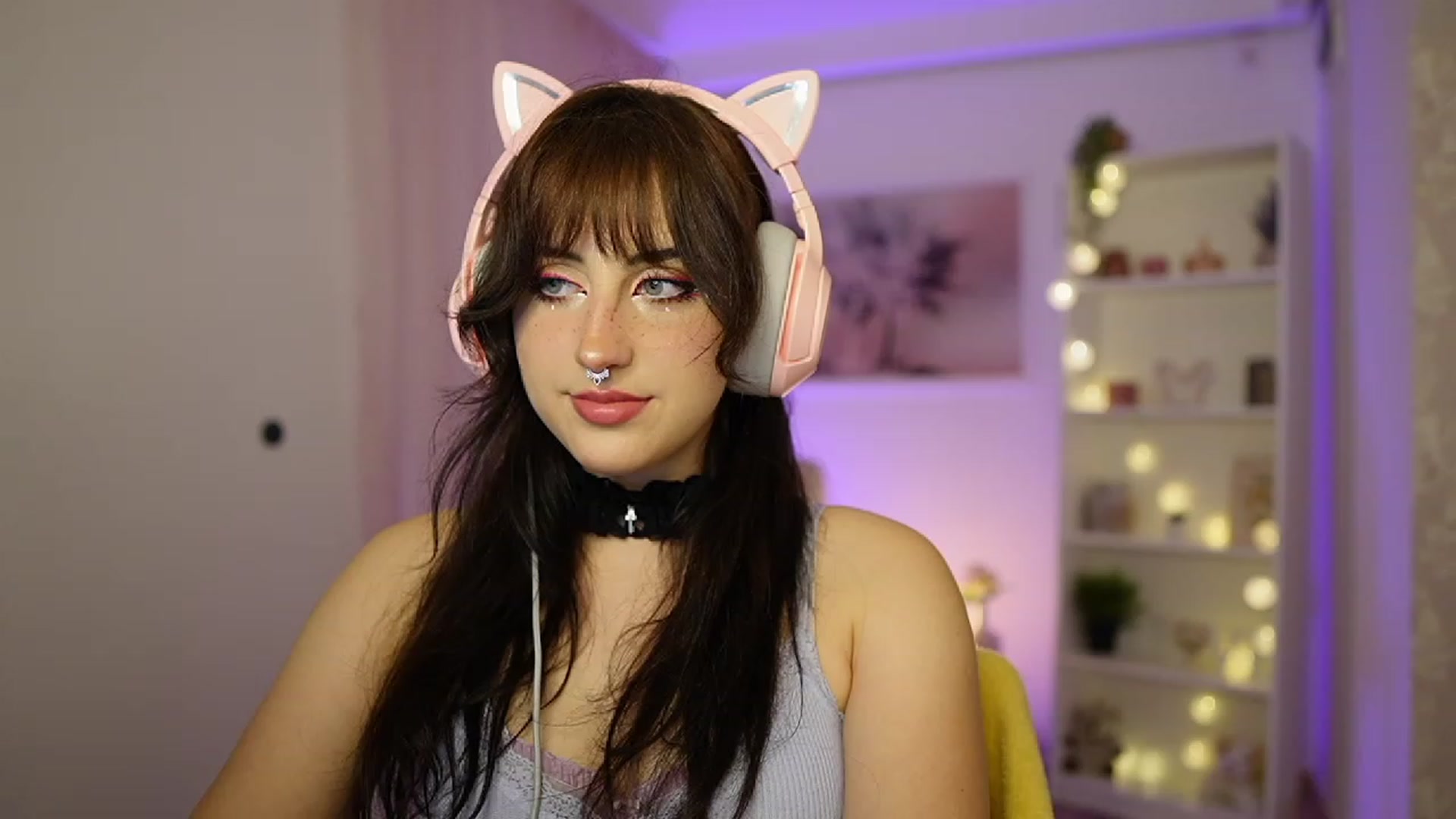 Gallery image thumbnail from Cherry_Acid18's myfreecams stream on, 10/05/2023, 19:35 image 1 of 20