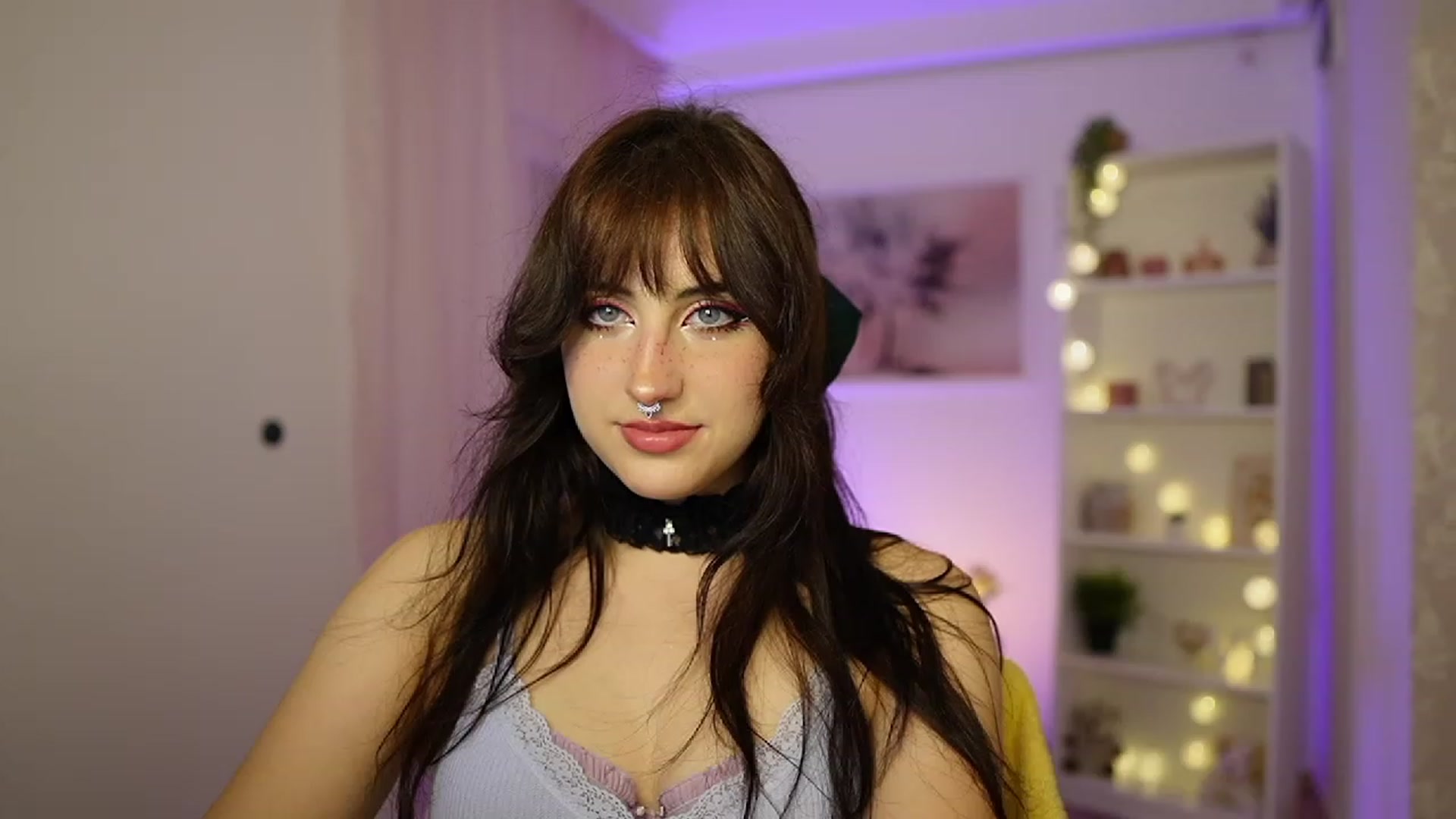 Gallery image thumbnail from Cherry_Acid18's myfreecams stream on, 10/05/2023, 19:35 image 7 of 20