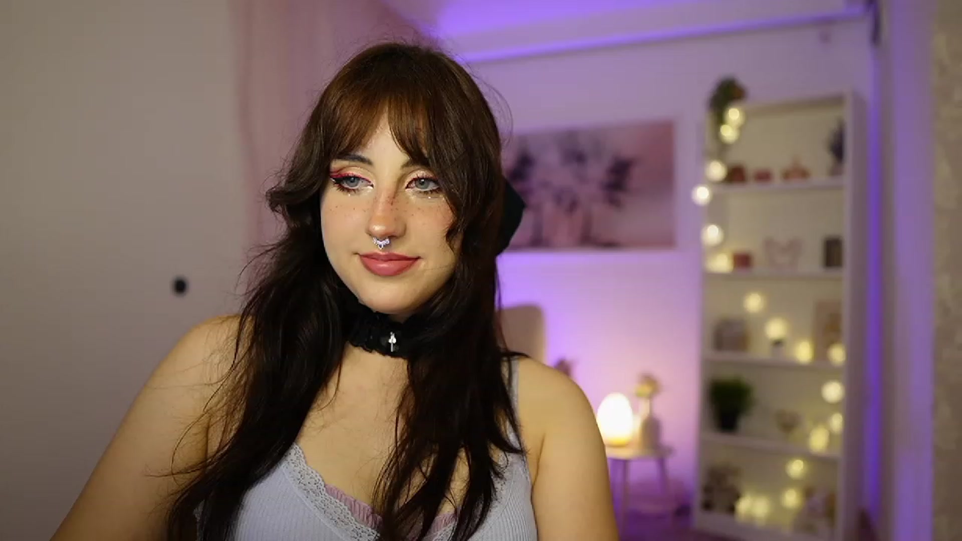 Gallery image thumbnail from Cherry_Acid18's myfreecams stream on, 10/05/2023, 19:35 image 14 of 20
