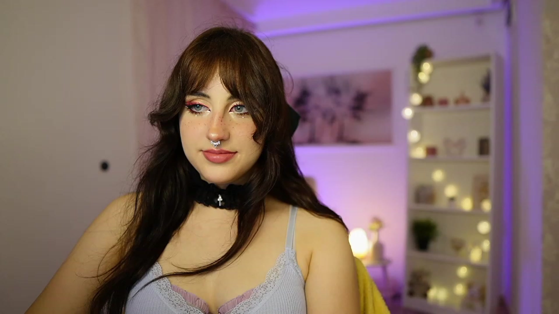Gallery image thumbnail from Cherry_Acid18's myfreecams stream on, 10/05/2023, 19:35 image 16 of 20