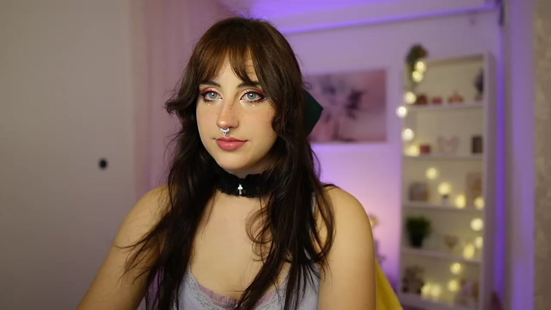 Gallery image thumbnail from Cherry_Acid18's myfreecams stream on, 10/05/2023, 19:35 image 12 of 20