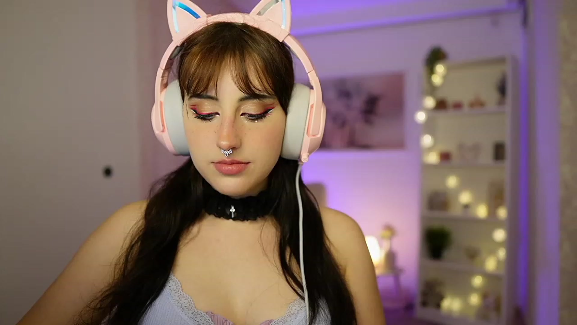 Gallery image thumbnail from Cherry_Acid18's myfreecams stream on, 10/05/2023, 23:18 image 9 of 20