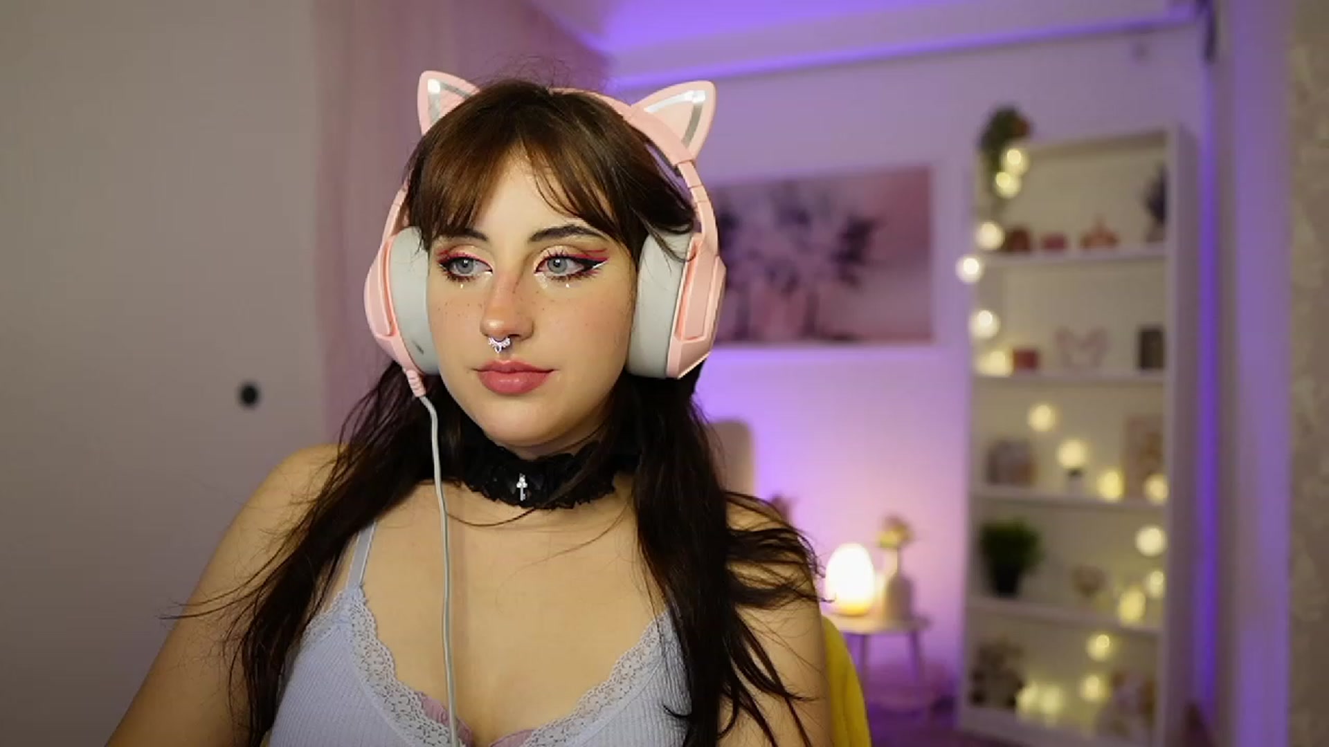 Gallery image thumbnail from Cherry_Acid18's myfreecams stream on, 10/05/2023, 23:18 image 2 of 20