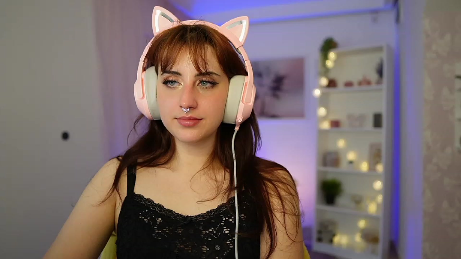 Gallery image thumbnail from Cherry_Acid18's myfreecams stream on, 10/10/2023, 21:10 image 3 of 20