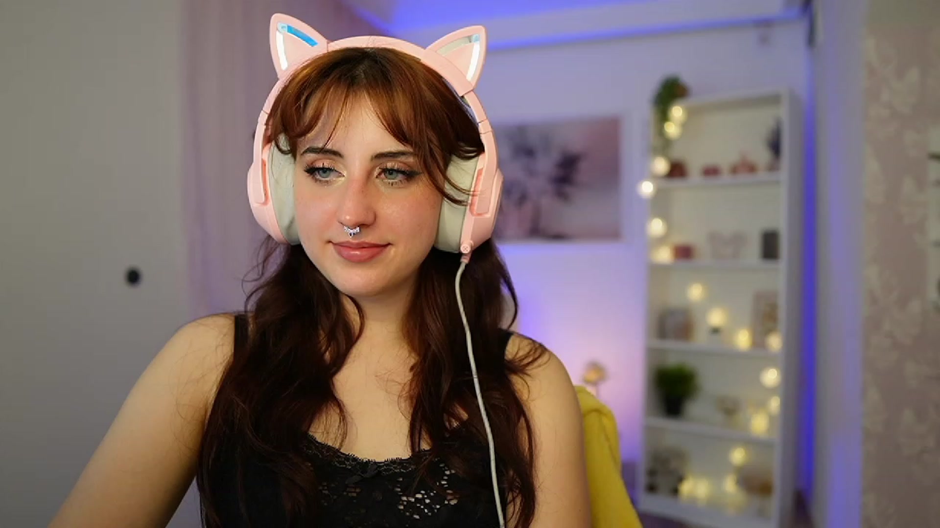 Gallery image thumbnail from Cherry_Acid18's myfreecams stream on, 10/10/2023, 21:10 image 18 of 20