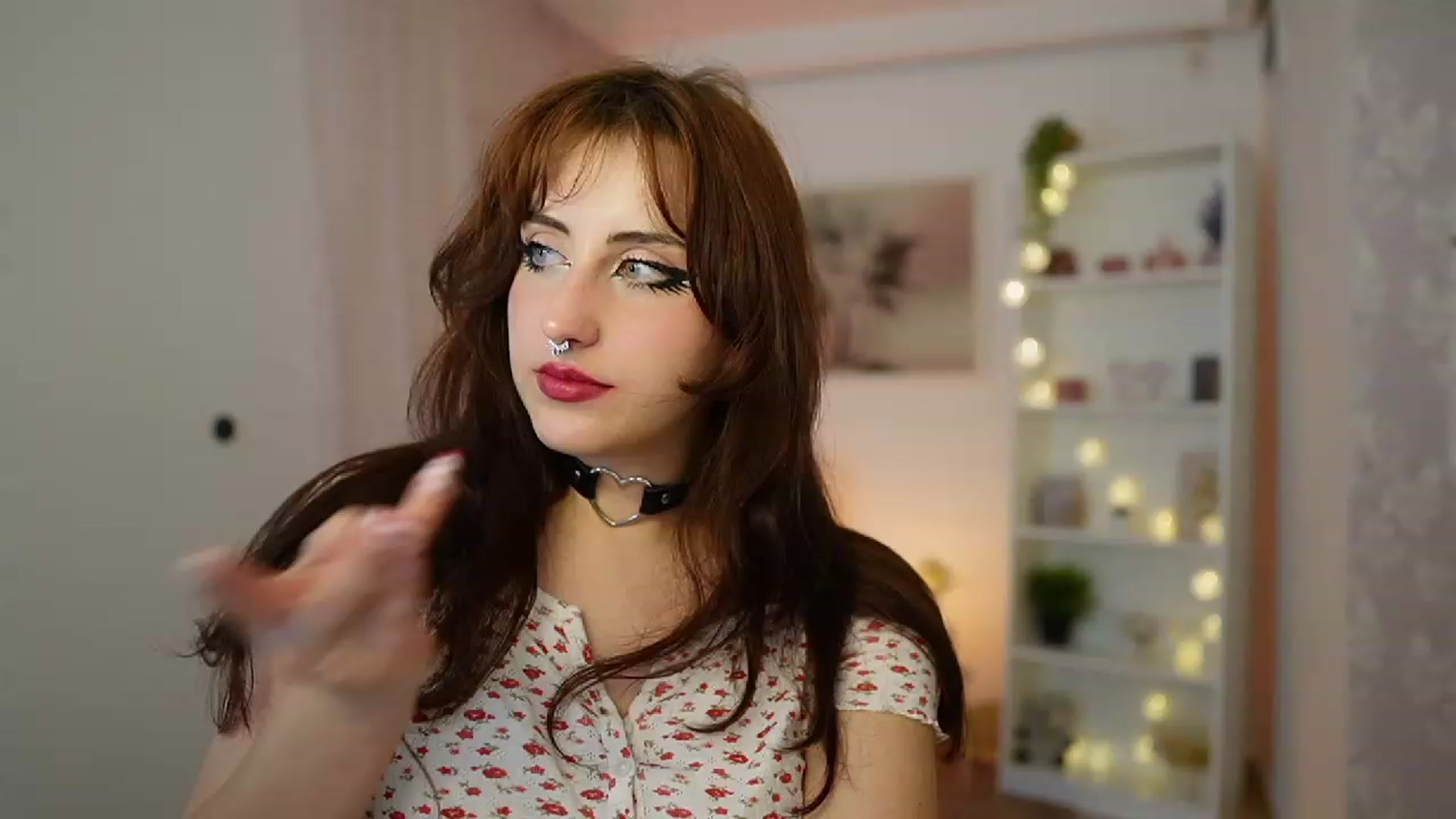 Gallery image thumbnail from Cherry_Acid18's myfreecams stream on, 10/12/2023, 19:28 image 4 of 20