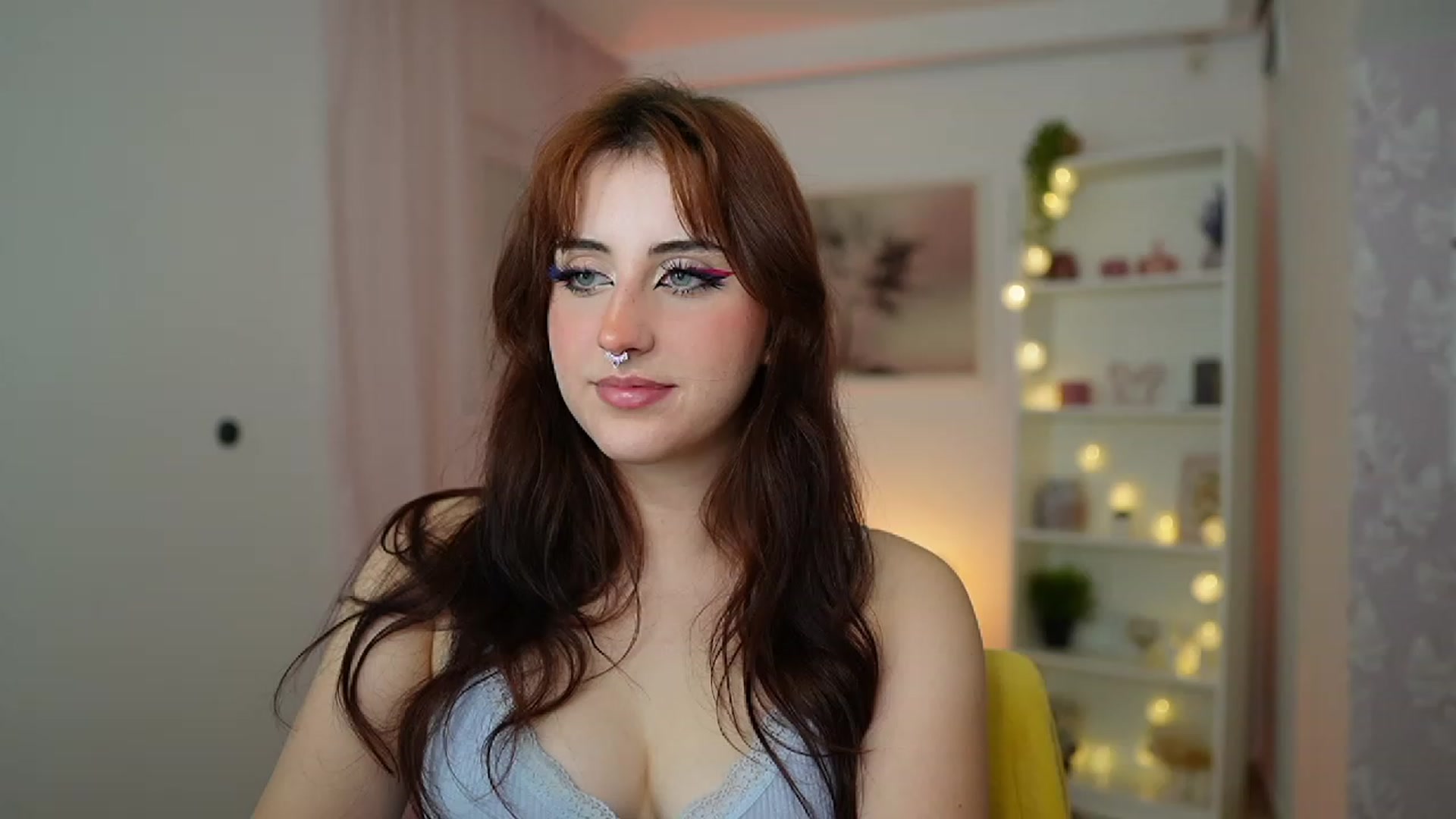 Gallery image thumbnail from Cherry_Acid18's myfreecams stream on, 10/16/2023, 18:54 image 9 of 20