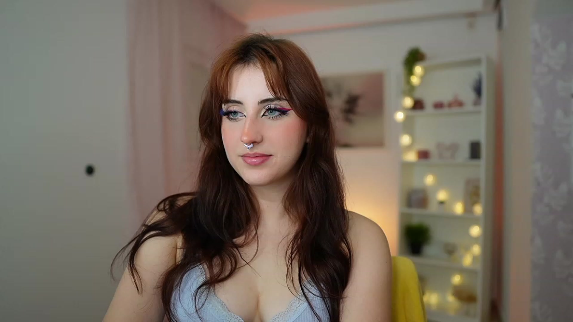 Gallery image thumbnail from Cherry_Acid18's myfreecams stream on, 10/16/2023, 18:54 image 4 of 20