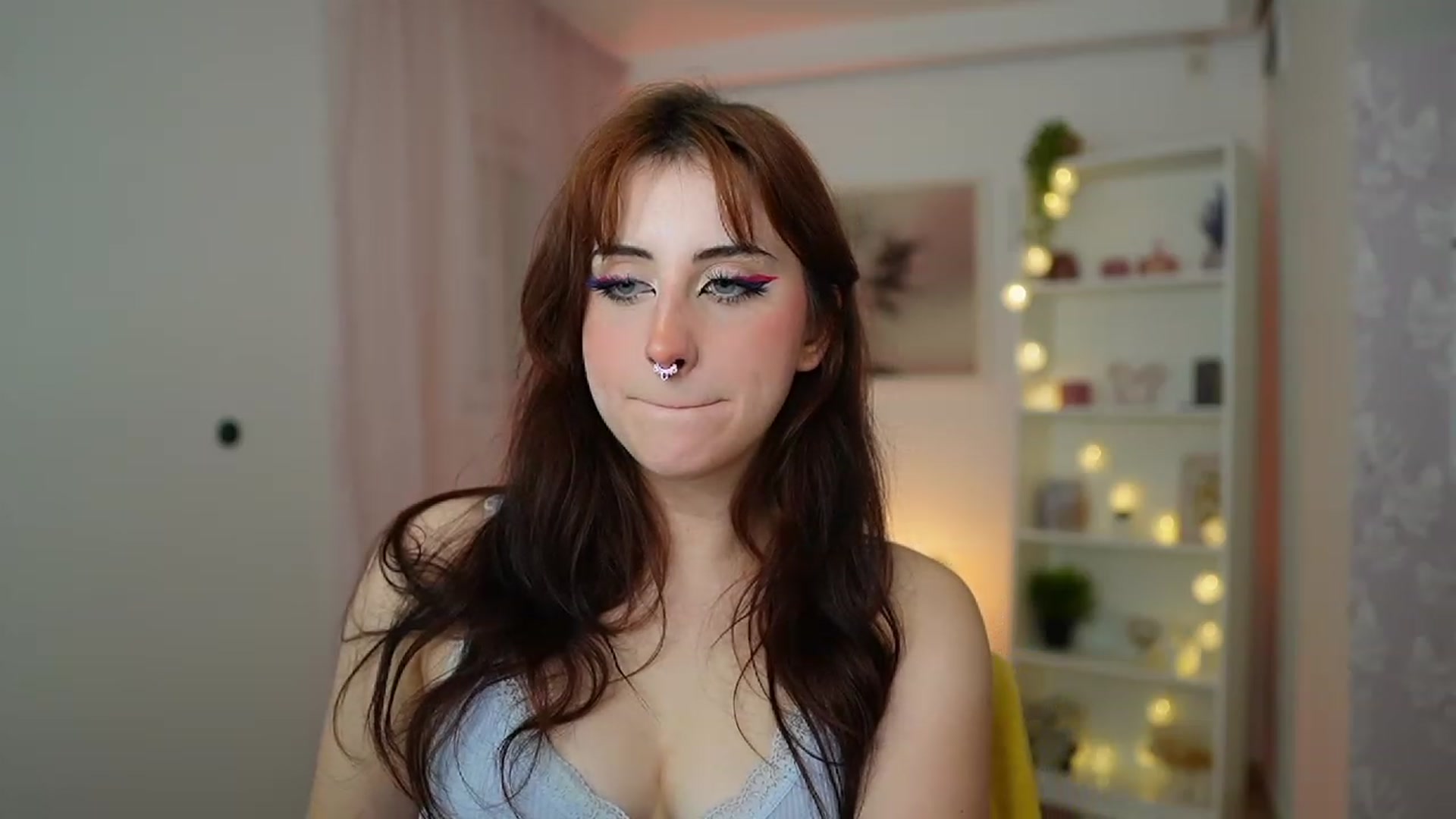 Gallery image thumbnail from Cherry_Acid18's myfreecams stream on, 10/16/2023, 18:54 image 16 of 20