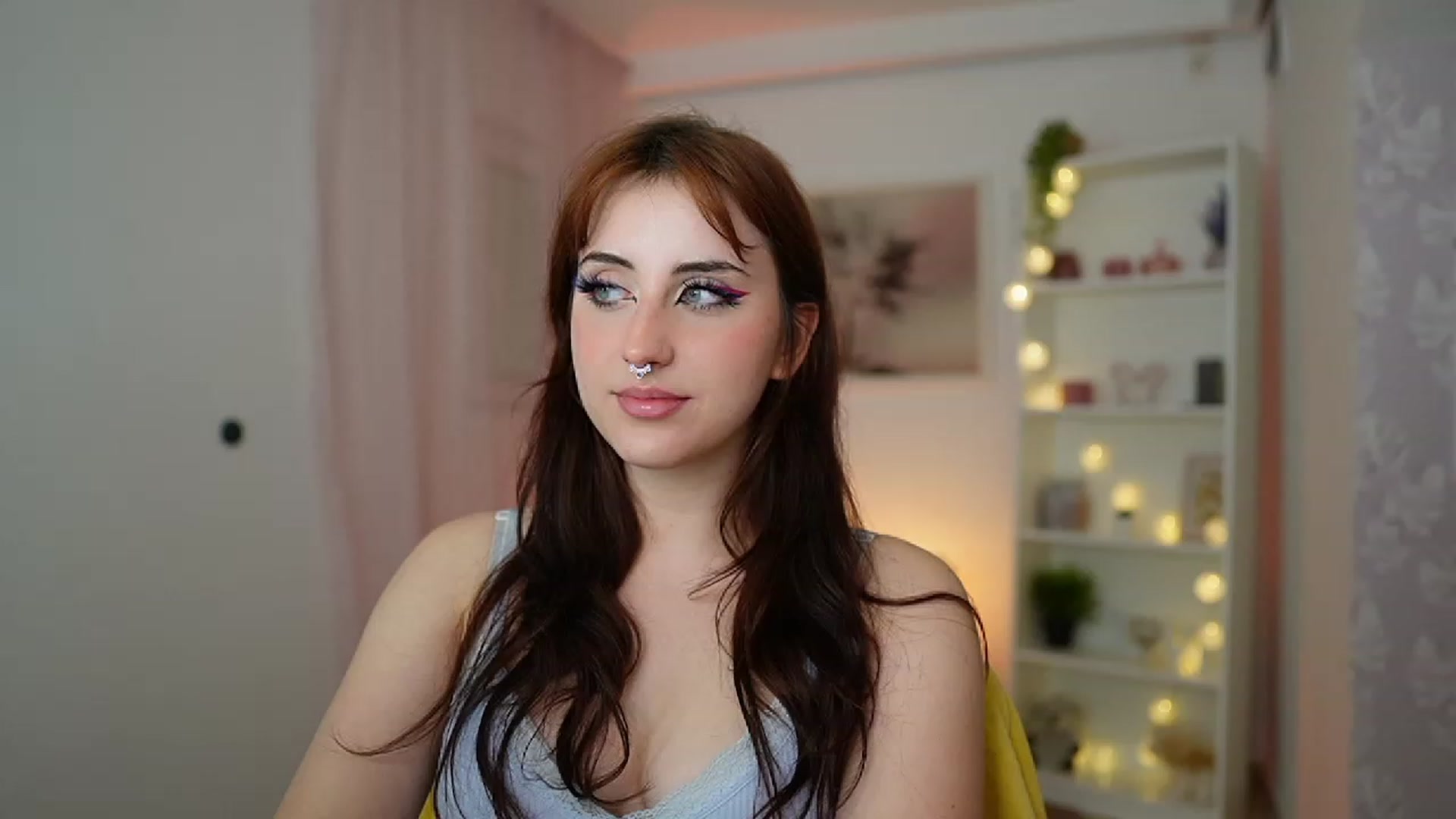 Gallery image thumbnail from Cherry_Acid18's myfreecams stream on, 10/16/2023, 23:05 image 7 of 20