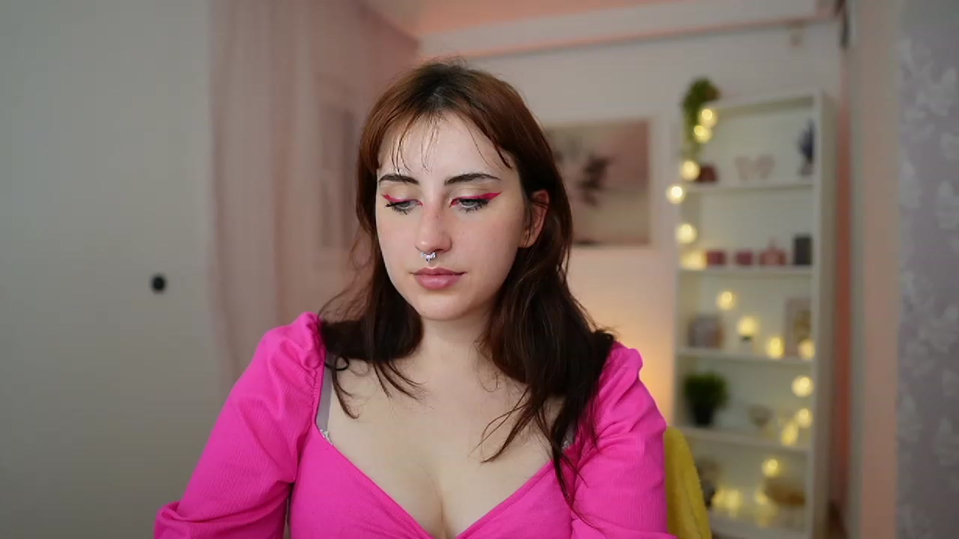 Gallery image thumbnail from Cherry_Acid18's myfreecams stream on, 10/17/2023, 20:17 image 4 of 20