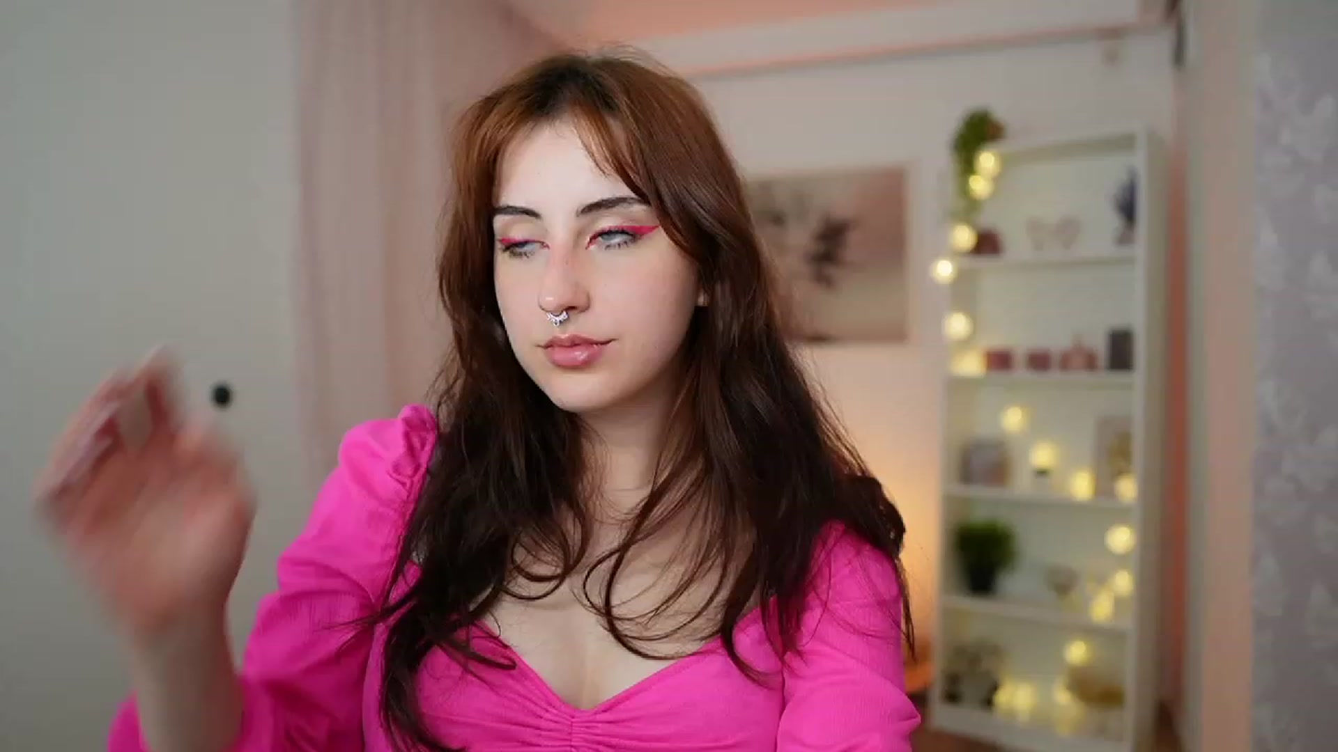 Gallery image thumbnail from Cherry_Acid18's myfreecams stream on, 10/17/2023, 20:17 image 12 of 20