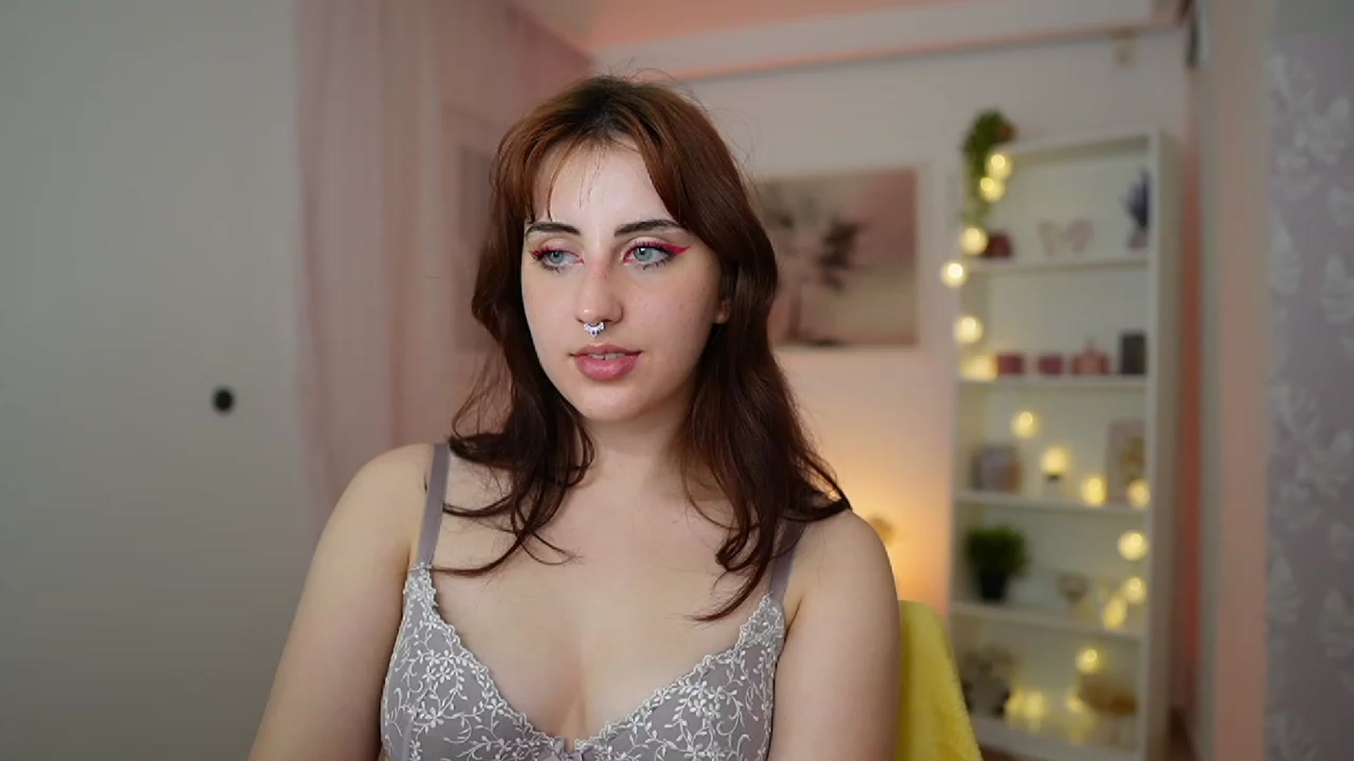 Gallery image thumbnail from Cherry_Acid18's myfreecams stream on, 10/17/2023, 22:43 image 8 of 20