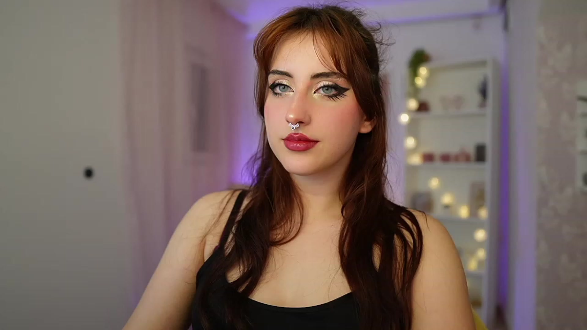 Gallery image thumbnail from Cherry_Acid18's myfreecams stream on, 10/18/2023, 20:09 image 11 of 20