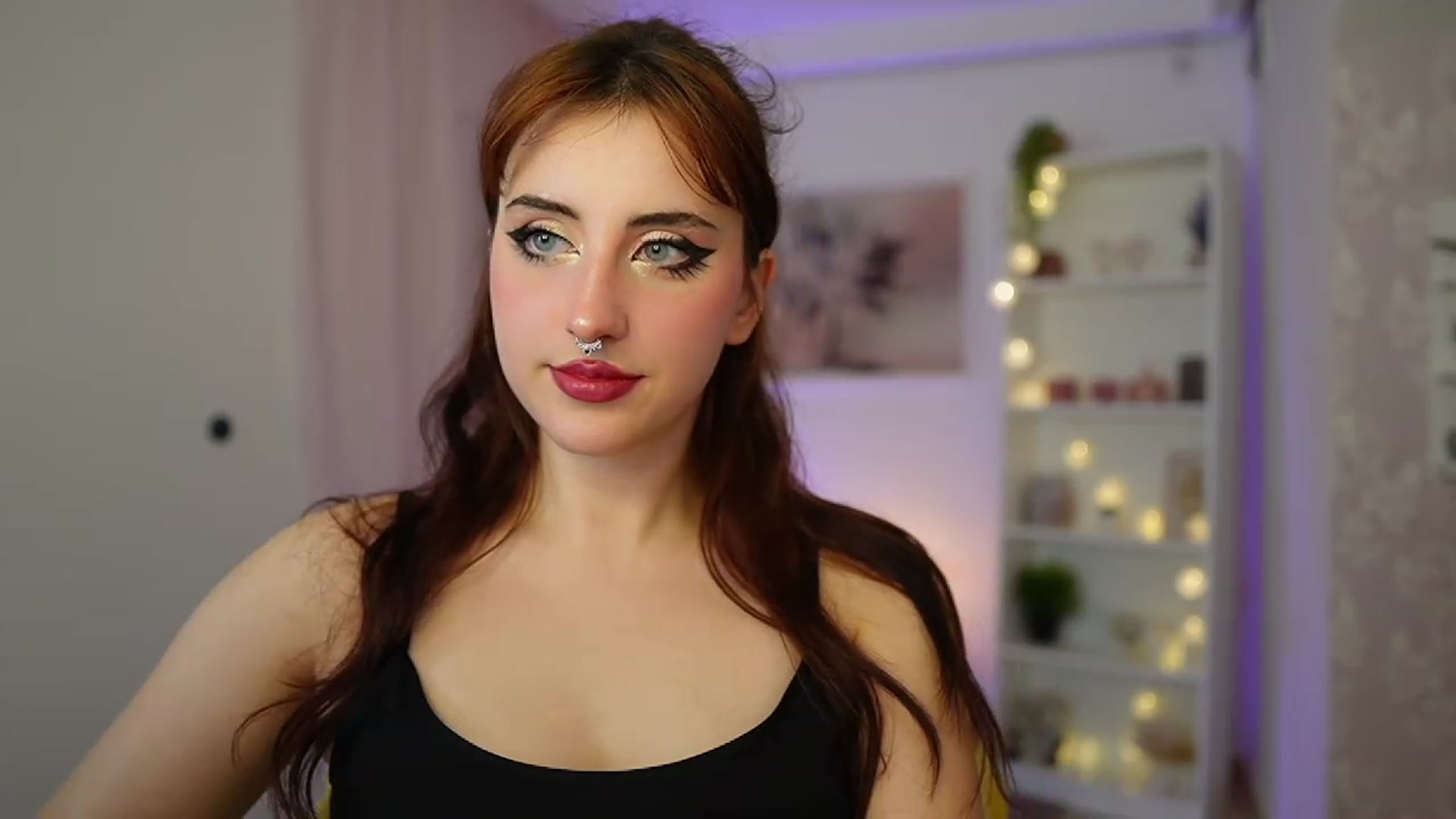 Gallery image thumbnail from Cherry_Acid18's myfreecams stream on, 10/18/2023, 20:09 image 15 of 20