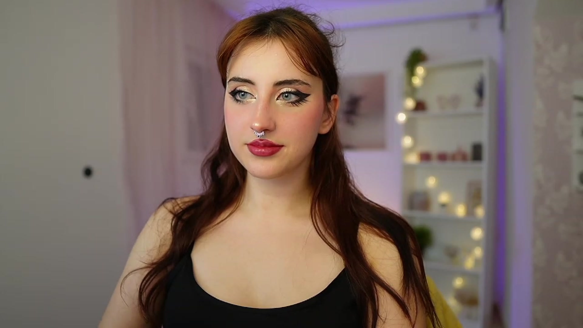 Gallery image thumbnail from Cherry_Acid18's myfreecams stream on, 10/18/2023, 20:09 image 13 of 20