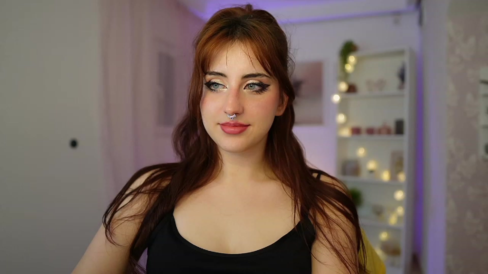 Gallery image thumbnail from Cherry_Acid18's myfreecams stream on, 10/18/2023, 23:01 image 13 of 20