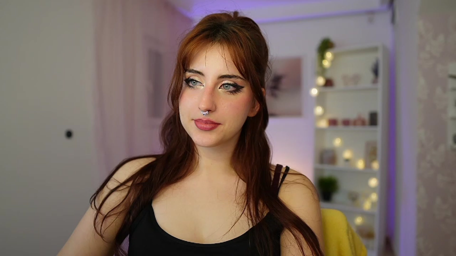 Gallery image thumbnail from Cherry_Acid18's myfreecams stream on, 10/18/2023, 23:01 image 18 of 20