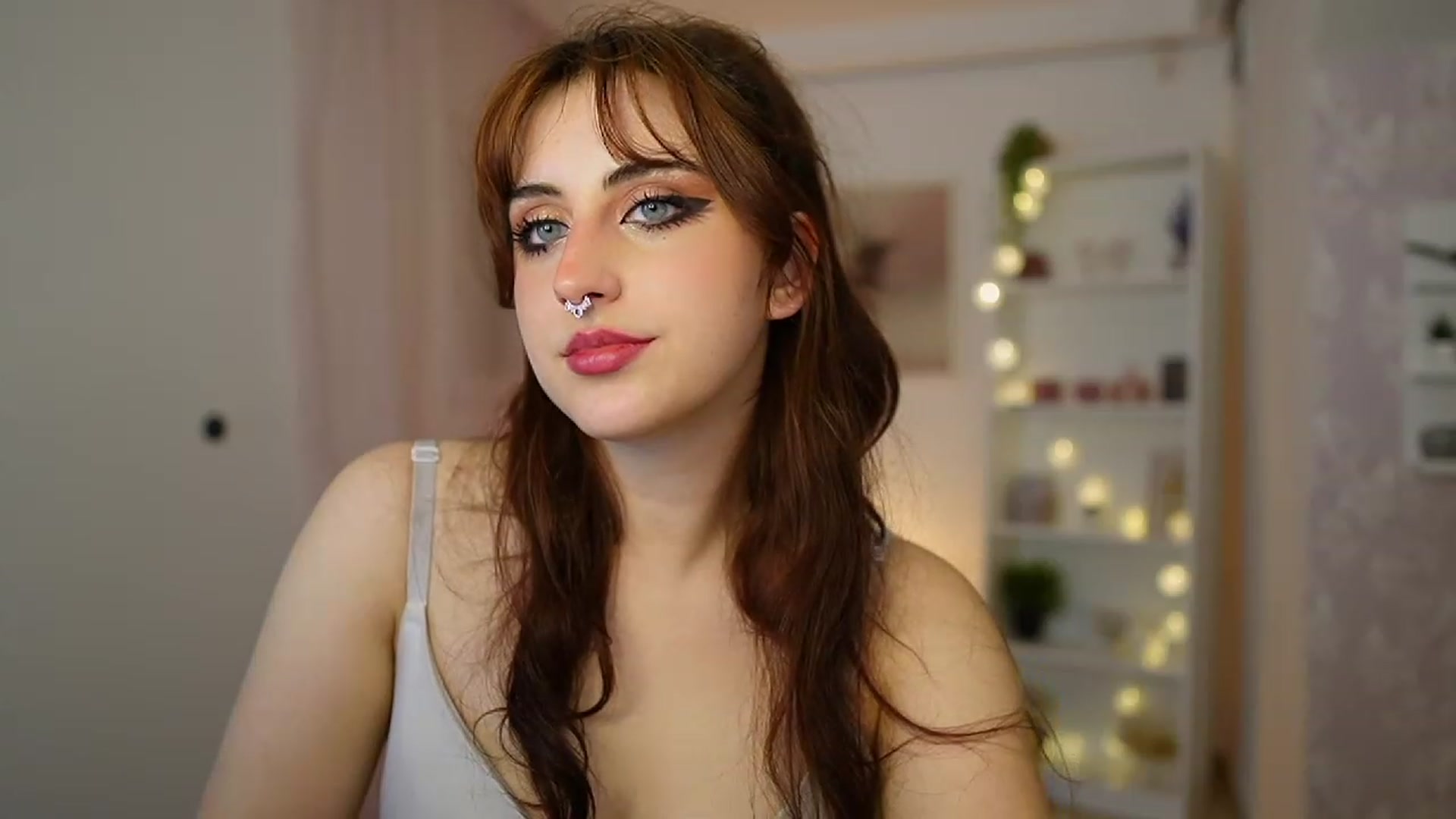 Gallery image thumbnail from Cherry_Acid18's myfreecams stream on, 10/19/2023, 20:27 image 19 of 20