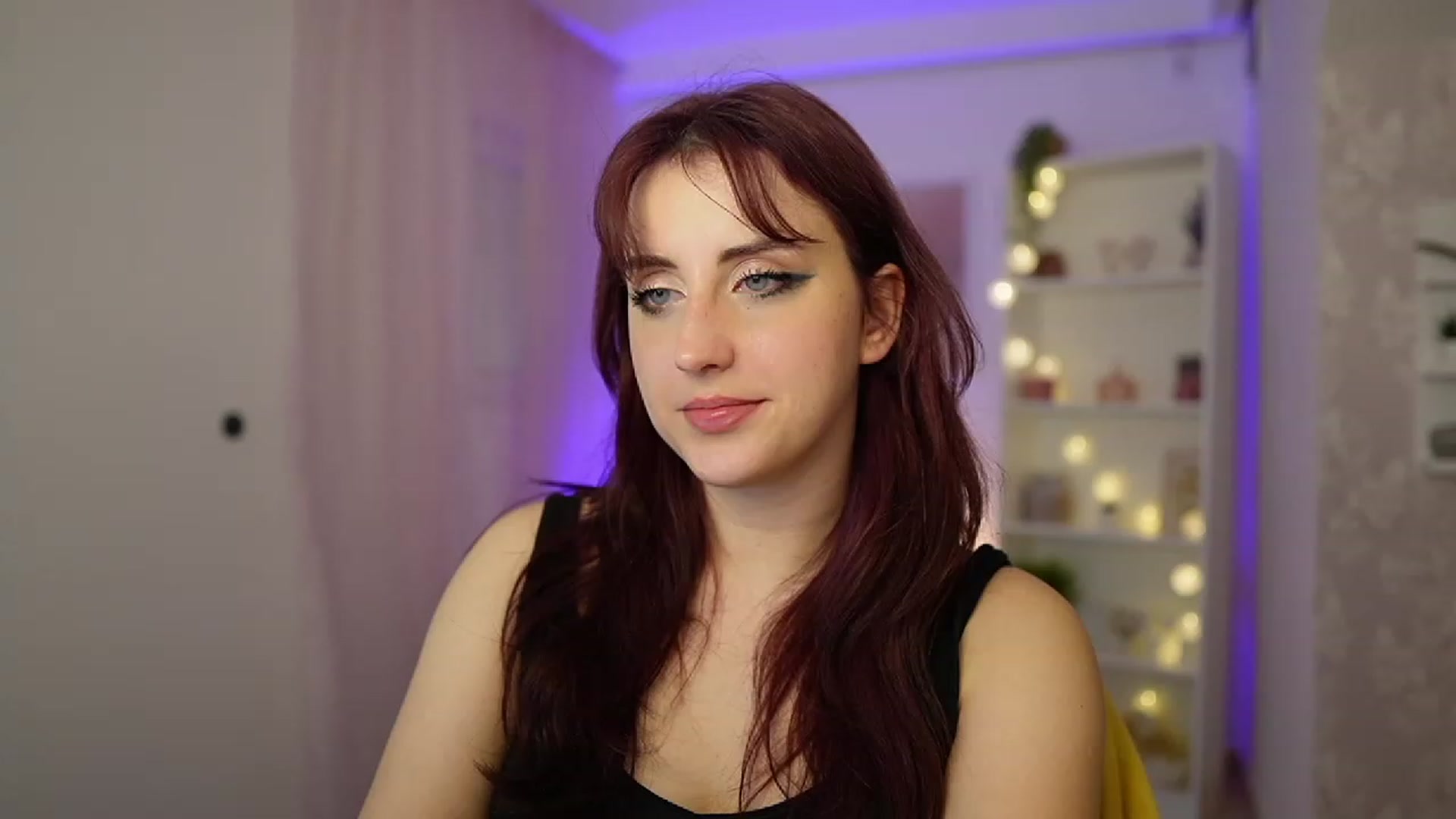 Gallery image thumbnail from Cherry_Acid18's myfreecams stream on, 11/07/2023, 24:10 image 16 of 20