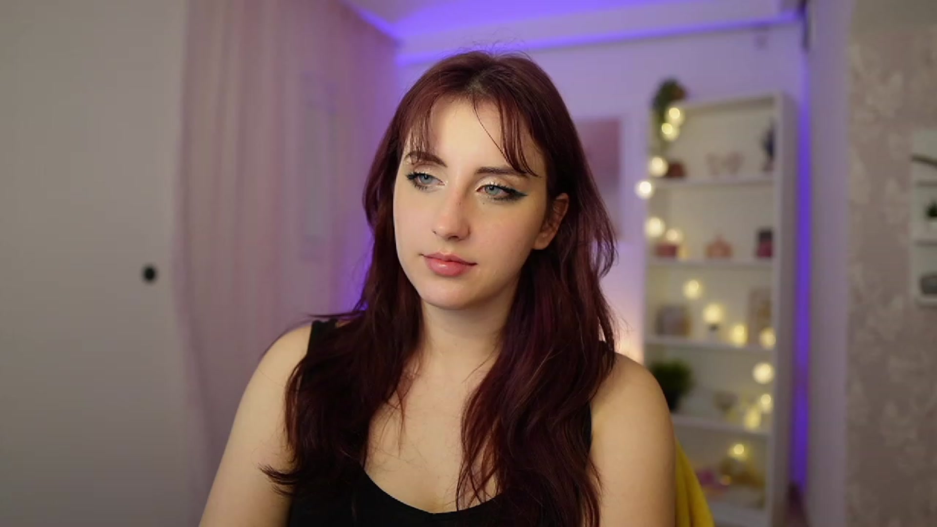 Gallery image thumbnail from Cherry_Acid18's myfreecams stream on, 11/07/2023, 24:10 image 12 of 20
