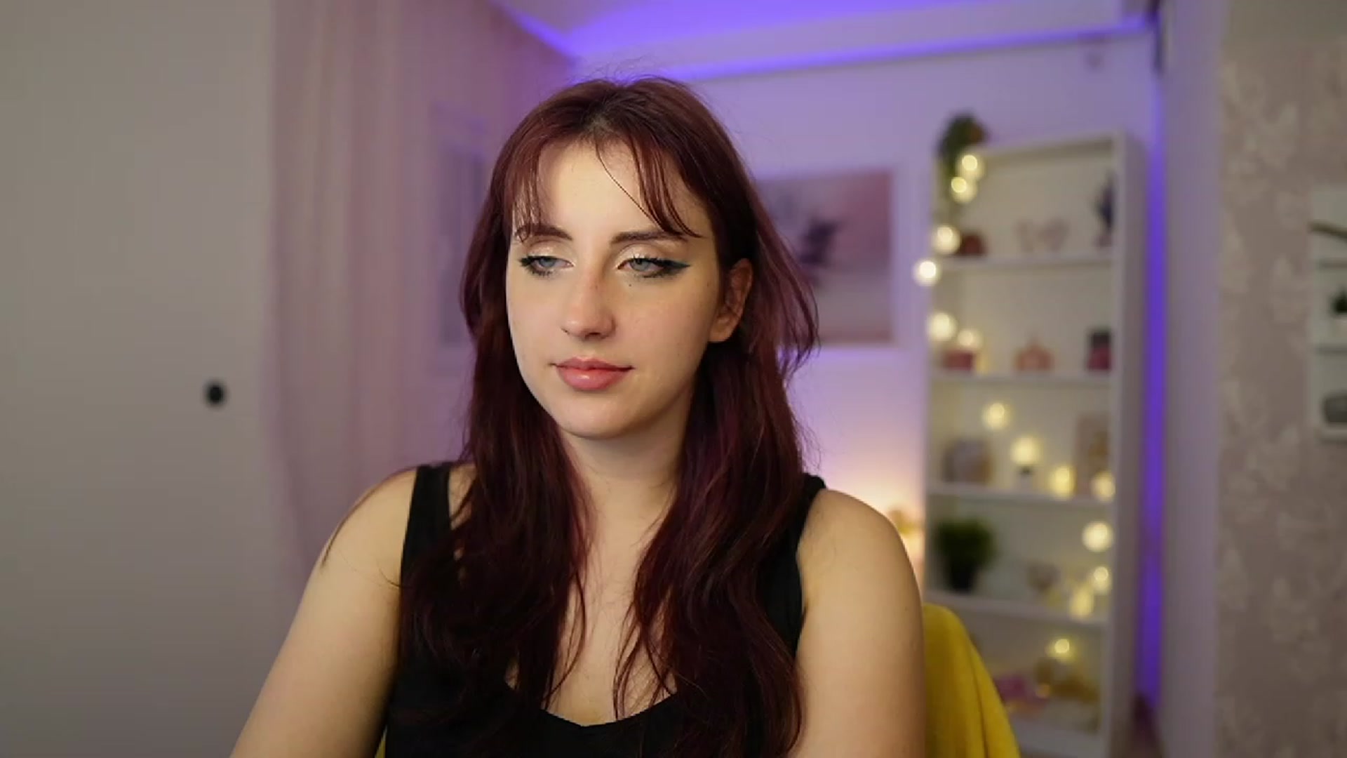 Gallery image thumbnail from Cherry_Acid18's myfreecams stream on, 11/07/2023, 24:10 image 2 of 20