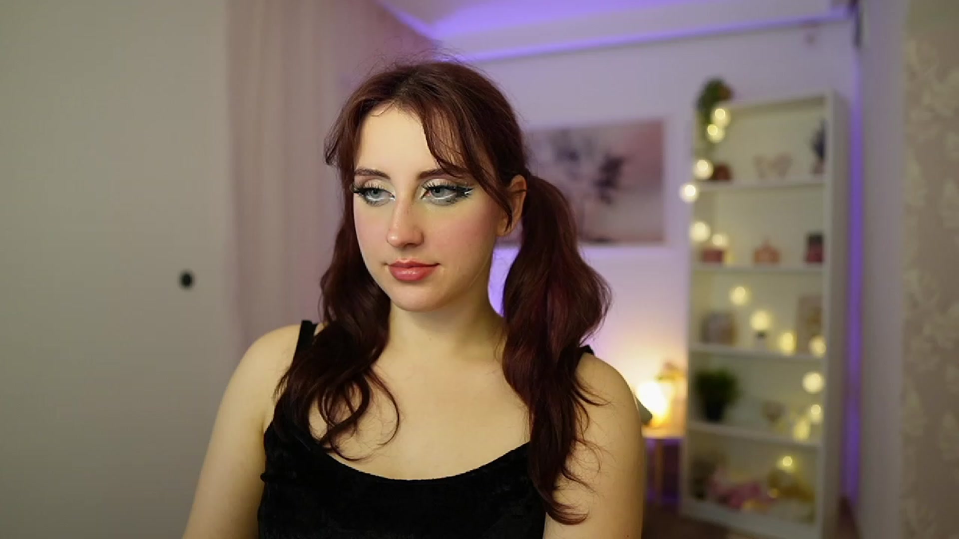 Gallery image thumbnail from Cherry_Acid18's myfreecams stream on, 11/07/2023, 20:36 image 11 of 20