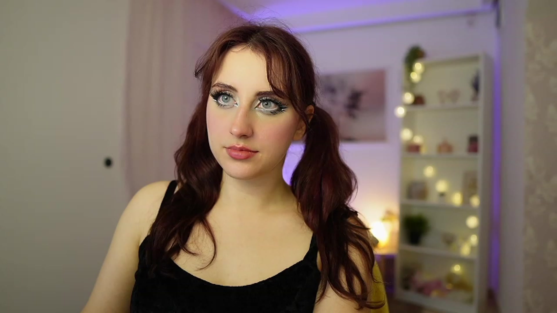 Gallery image thumbnail from Cherry_Acid18's myfreecams stream on, 11/07/2023, 20:36 image 3 of 20