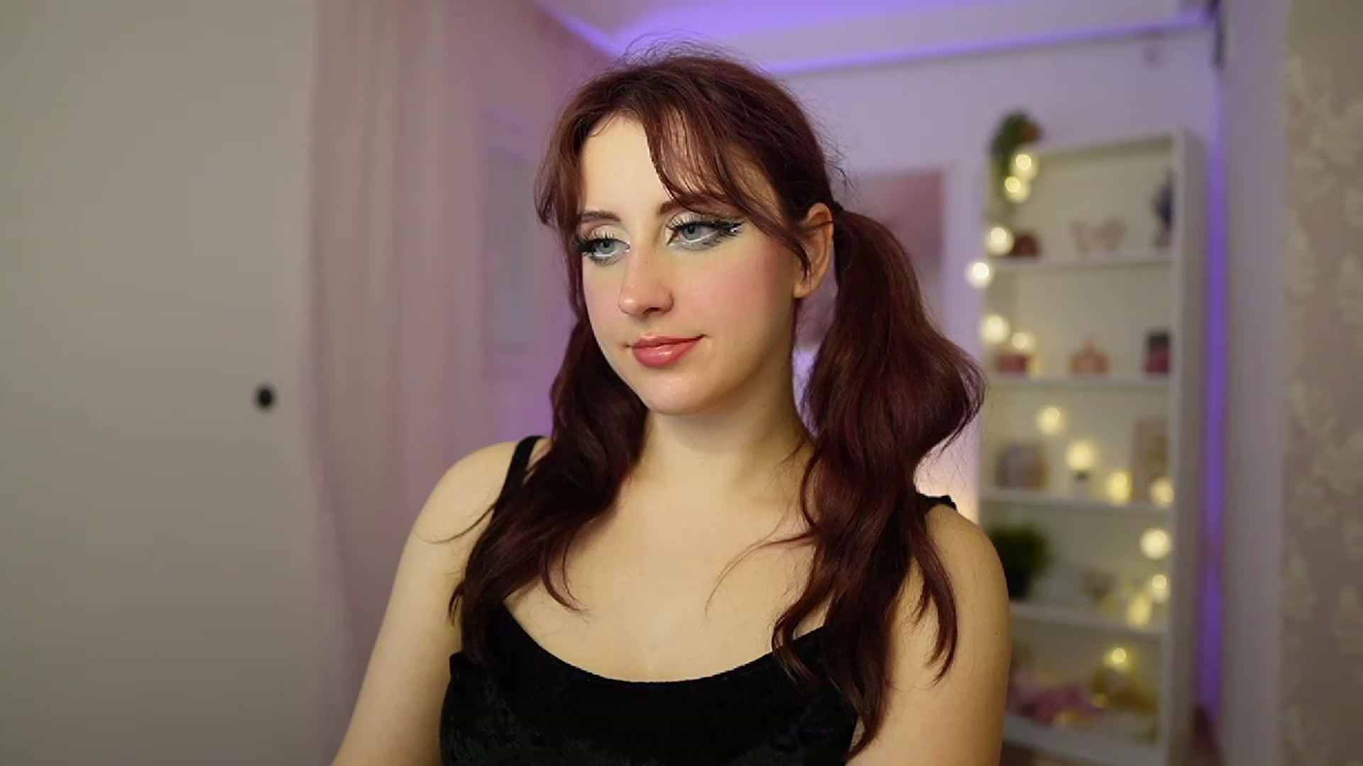 Gallery image thumbnail from Cherry_Acid18's myfreecams stream on, 11/07/2023, 20:36 image 19 of 20