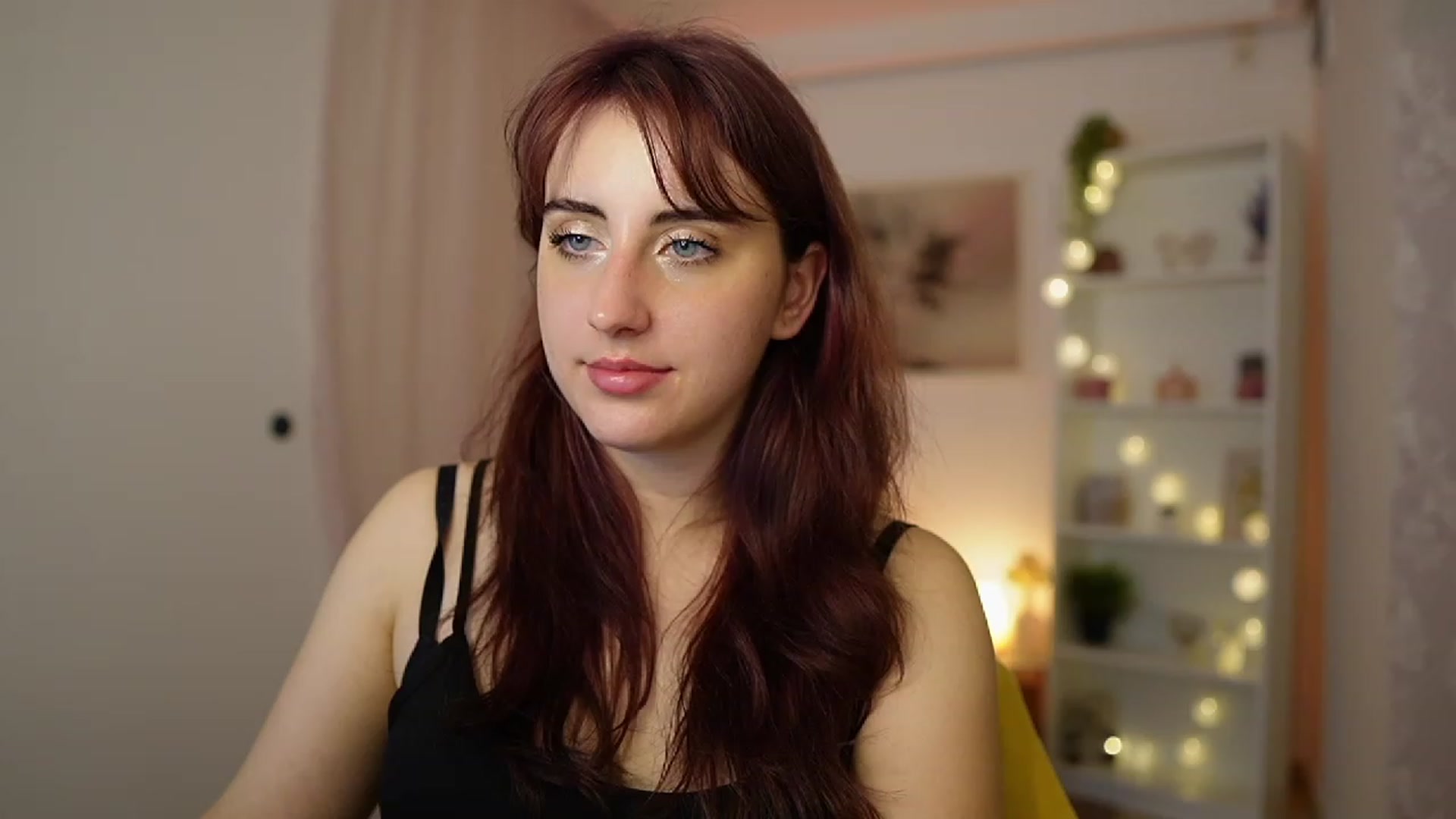 Gallery image thumbnail from Cherry_Acid18's myfreecams stream on, 11/10/2023, 24:05 image 13 of 20