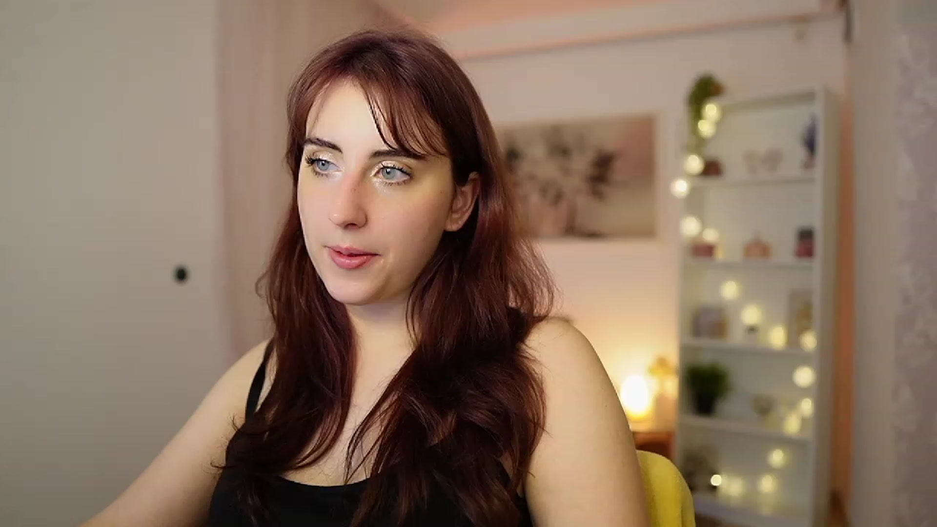 Gallery image thumbnail from Cherry_Acid18's myfreecams stream on, 11/10/2023, 24:05 image 17 of 20