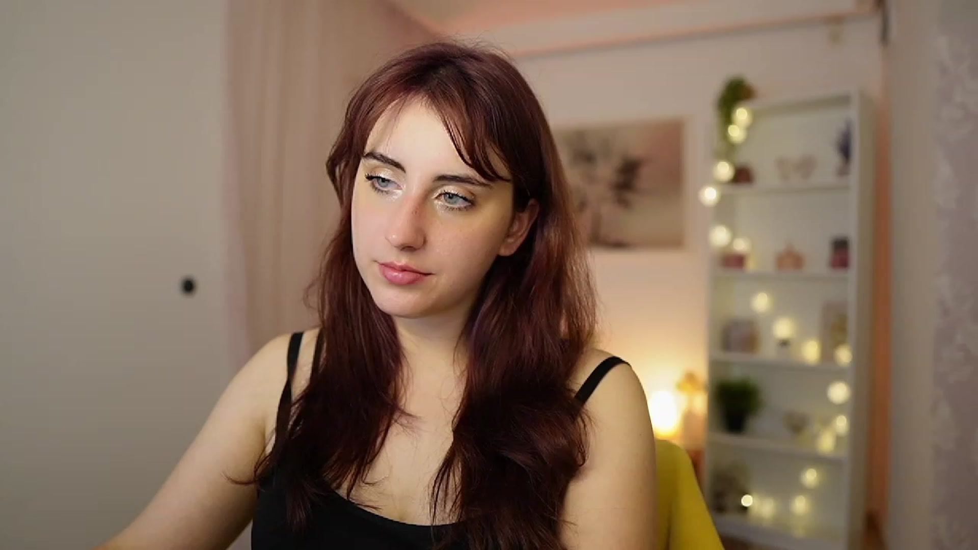 Gallery image thumbnail from Cherry_Acid18's myfreecams stream on, 11/10/2023, 24:05 image 16 of 20