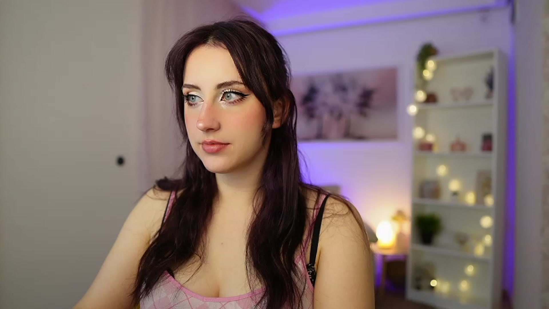 Gallery image thumbnail from Cherry_Acid18's myfreecams stream on, 11/12/2023, 19:57 image 9 of 20