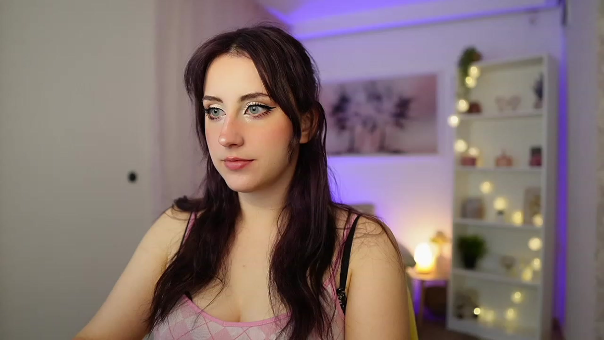 Gallery image thumbnail from Cherry_Acid18's myfreecams stream on, 11/12/2023, 19:57 image 13 of 20