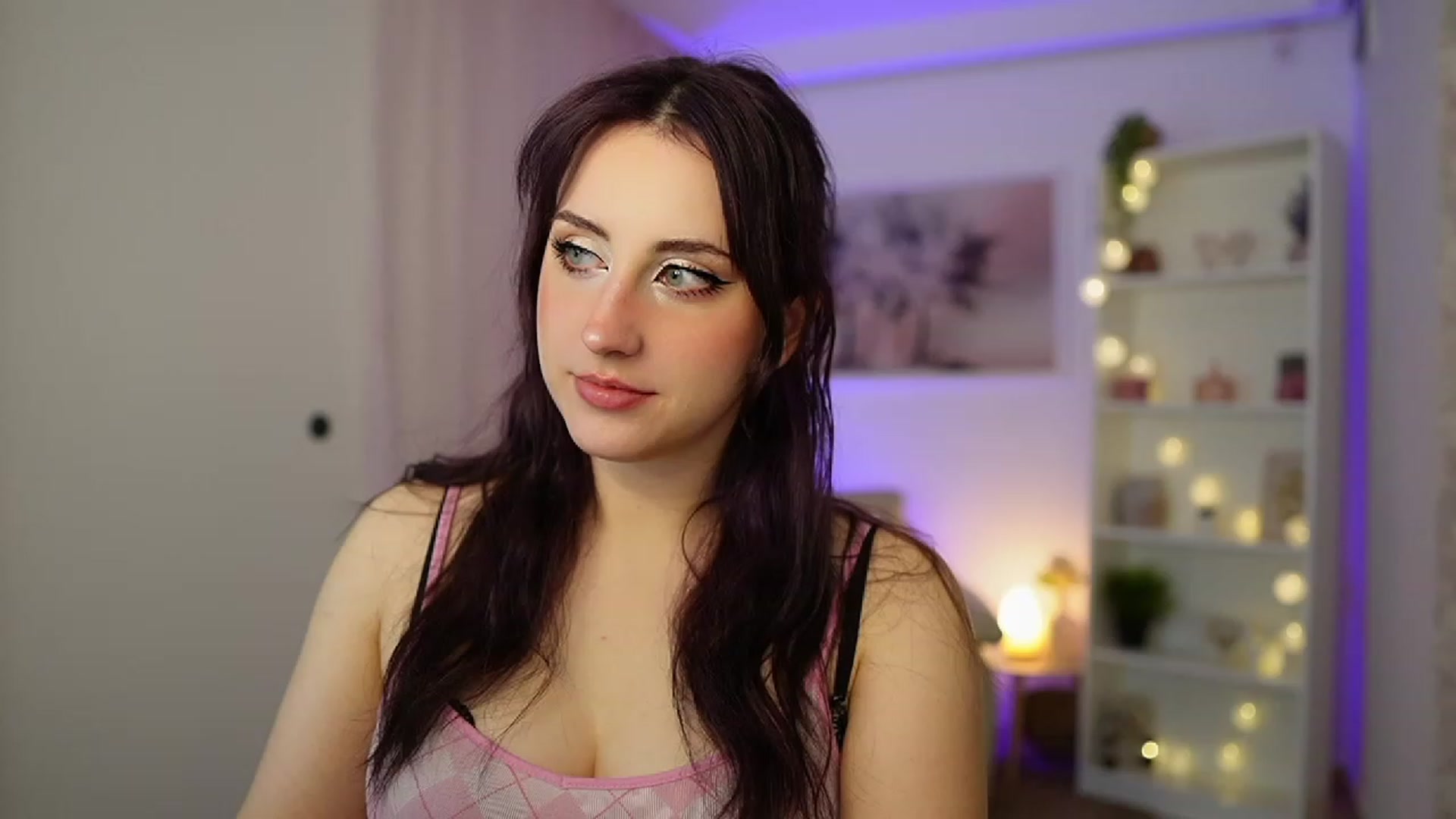 Gallery image thumbnail from Cherry_Acid18's myfreecams stream on, 11/12/2023, 19:57 image 5 of 20