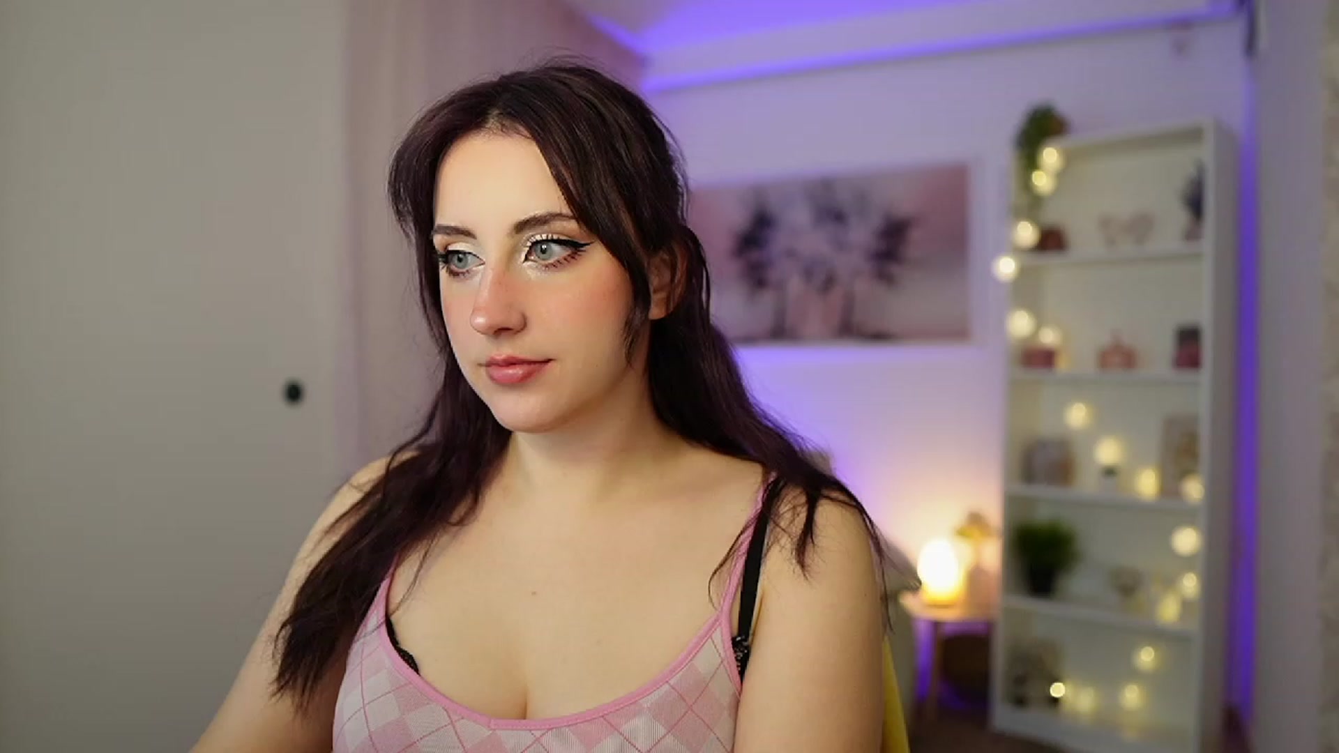 Gallery image thumbnail from Cherry_Acid18's myfreecams stream on, 11/12/2023, 19:57 image 15 of 20