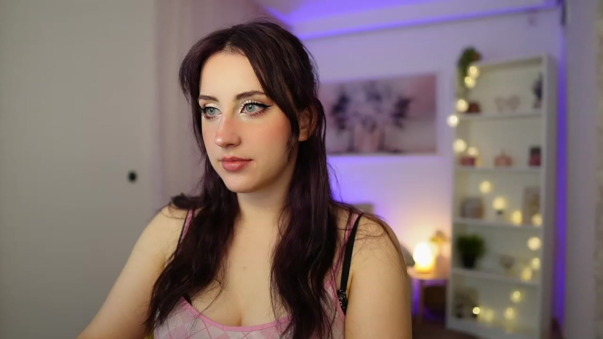 Gallery image thumbnail from Cherry_Acid18's myfreecams stream on, 11/12/2023, 19:57 image 8 of 20