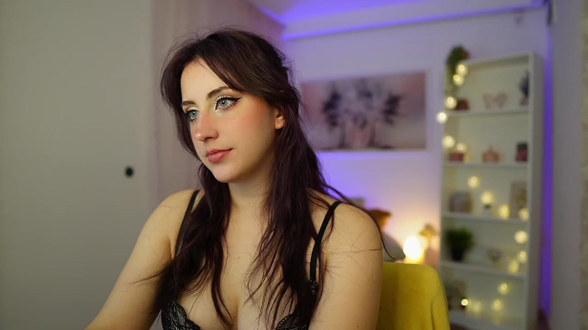 Gallery image thumbnail from Cherry_Acid18's myfreecams stream on, 11/12/2023, 21:22 image 14 of 20