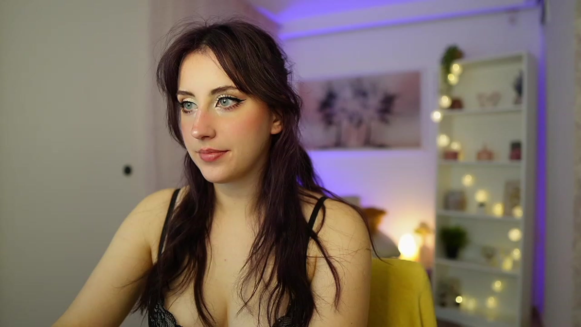 Gallery image thumbnail from Cherry_Acid18's myfreecams stream on, 11/12/2023, 21:22 image 10 of 20