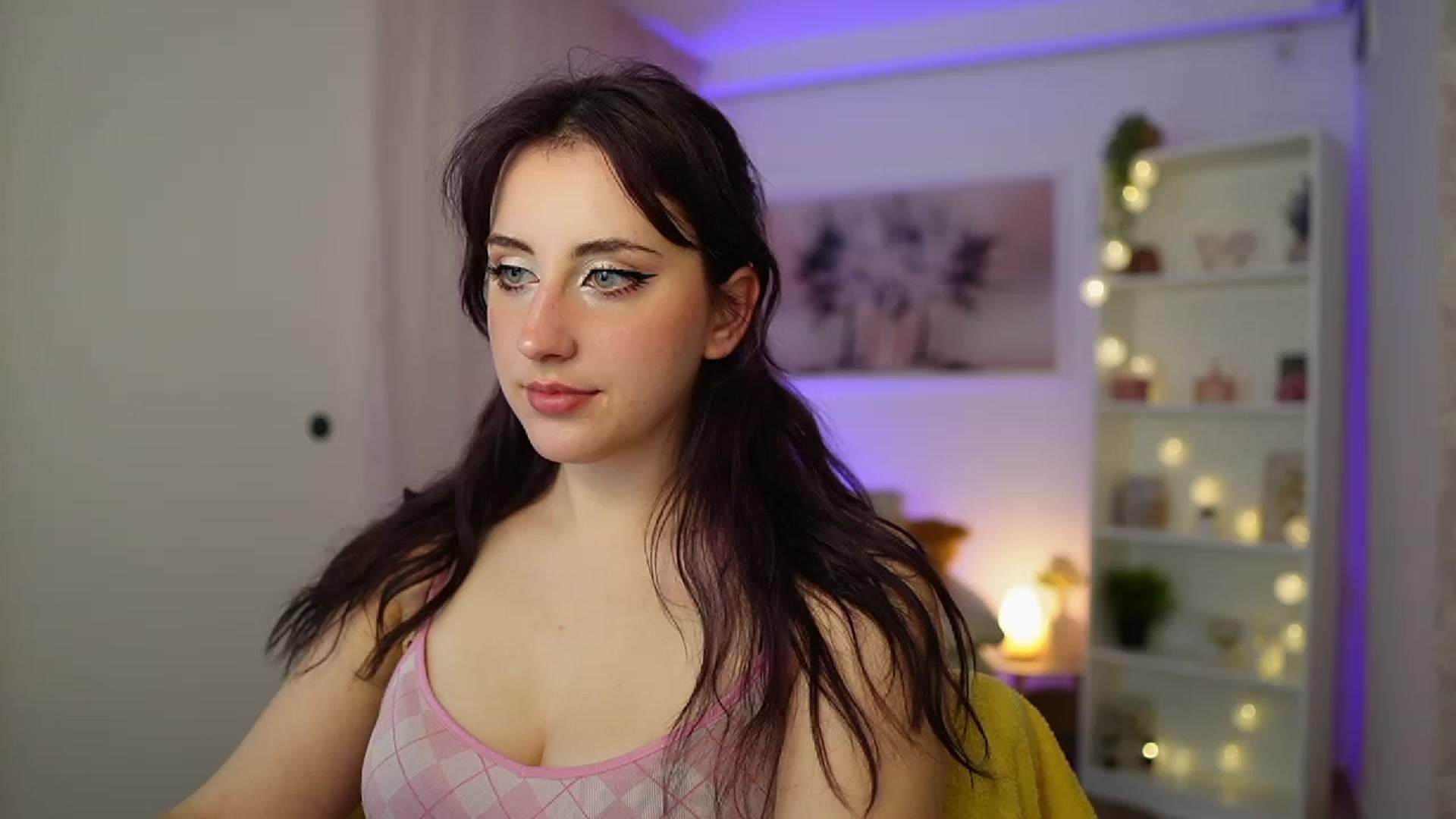 Gallery image thumbnail from Cherry_Acid18's myfreecams stream on, 11/12/2023, 23:10 image 2 of 20