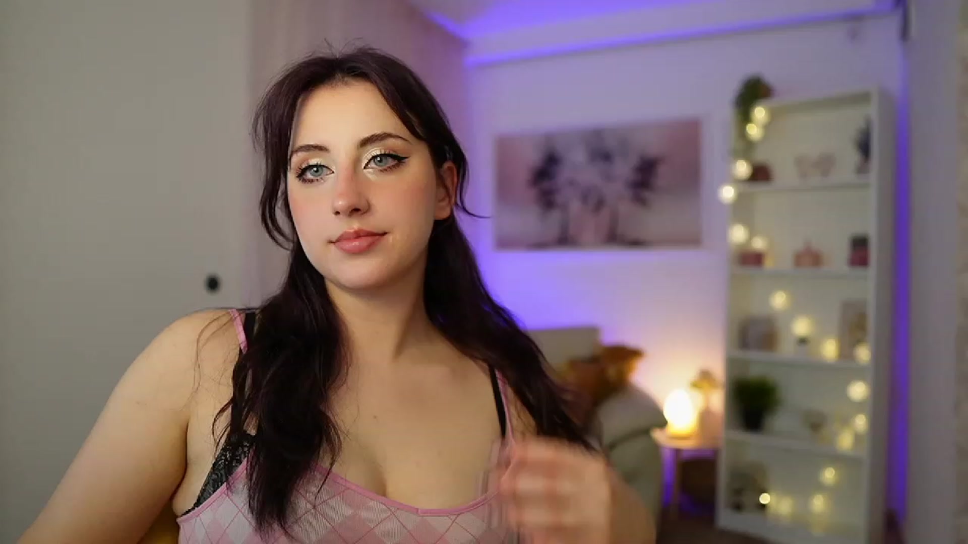 Gallery image thumbnail from Cherry_Acid18's myfreecams stream on, 11/12/2023, 23:10 image 7 of 20