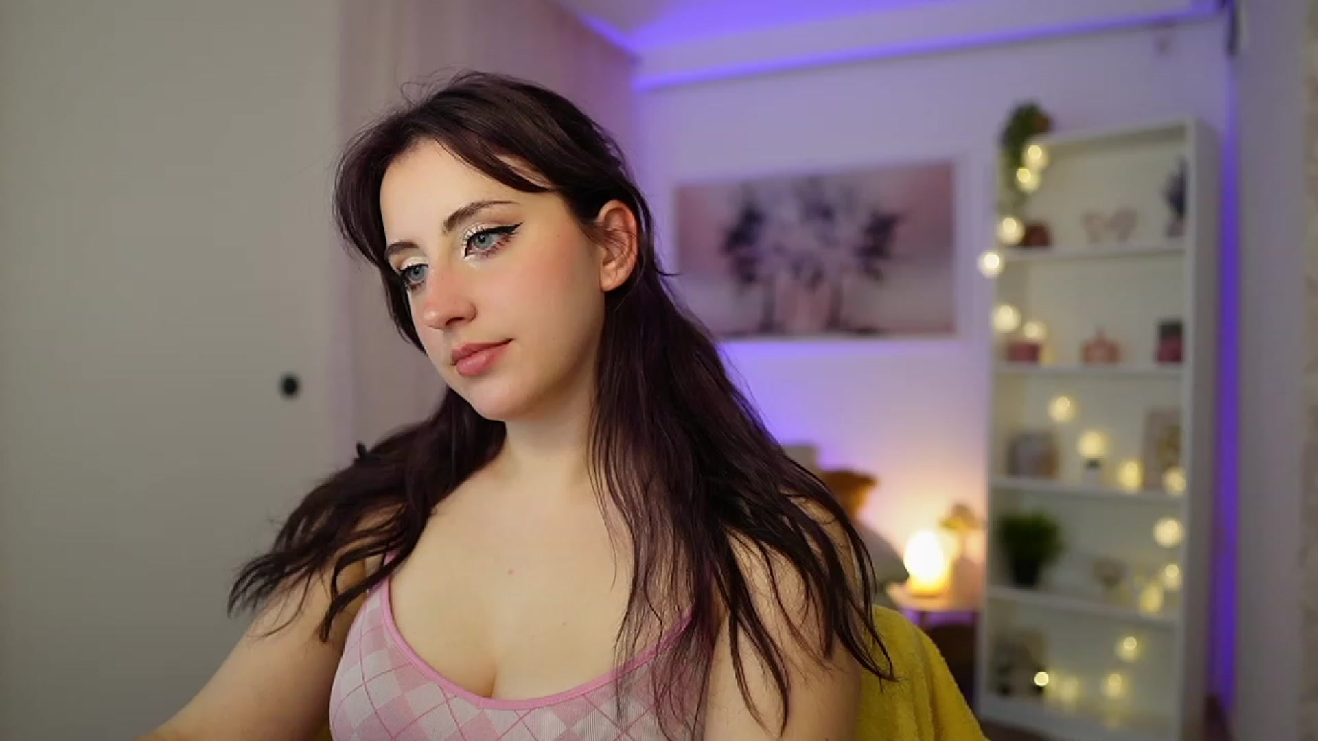 Gallery image thumbnail from Cherry_Acid18's myfreecams stream on, 11/12/2023, 23:10 image 3 of 20
