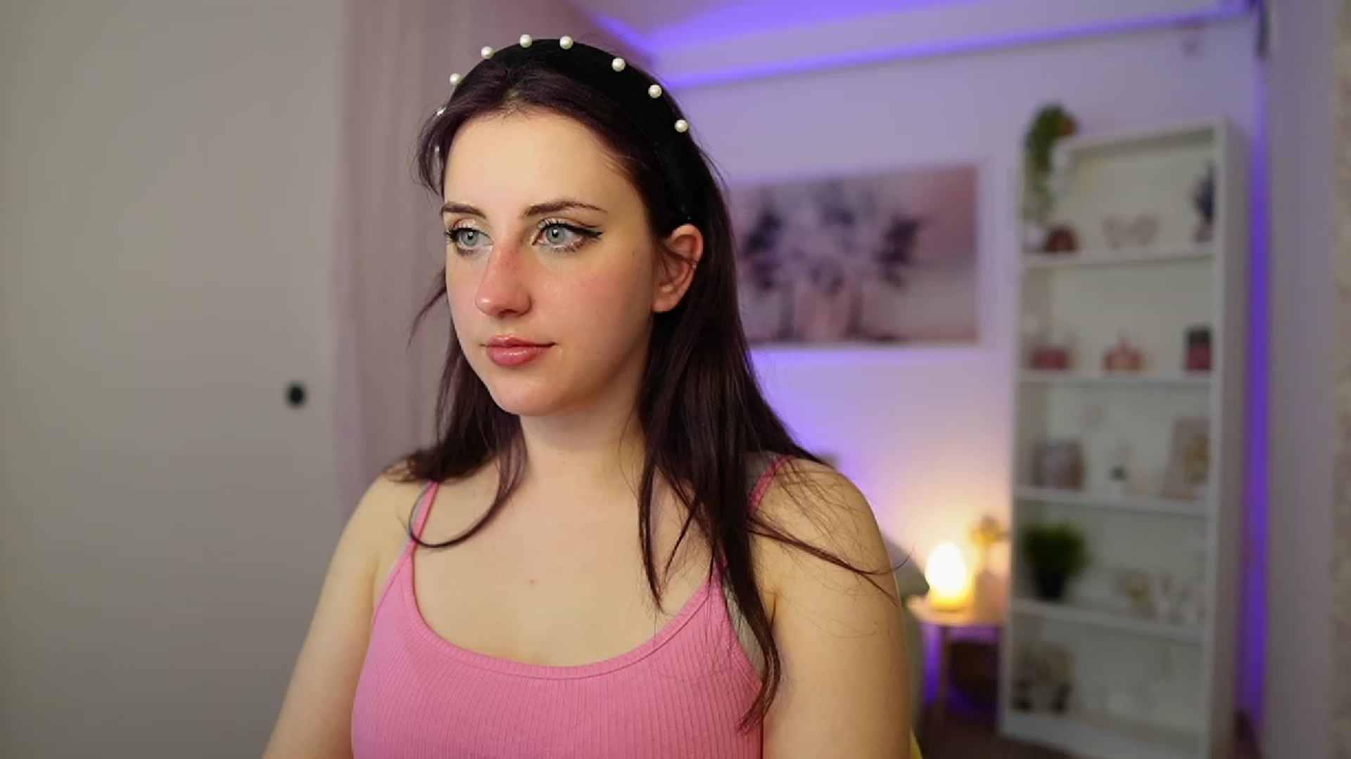 Gallery image thumbnail from Cherry_Acid18's myfreecams stream on, 11/13/2023, 22:27 image 1 of 20